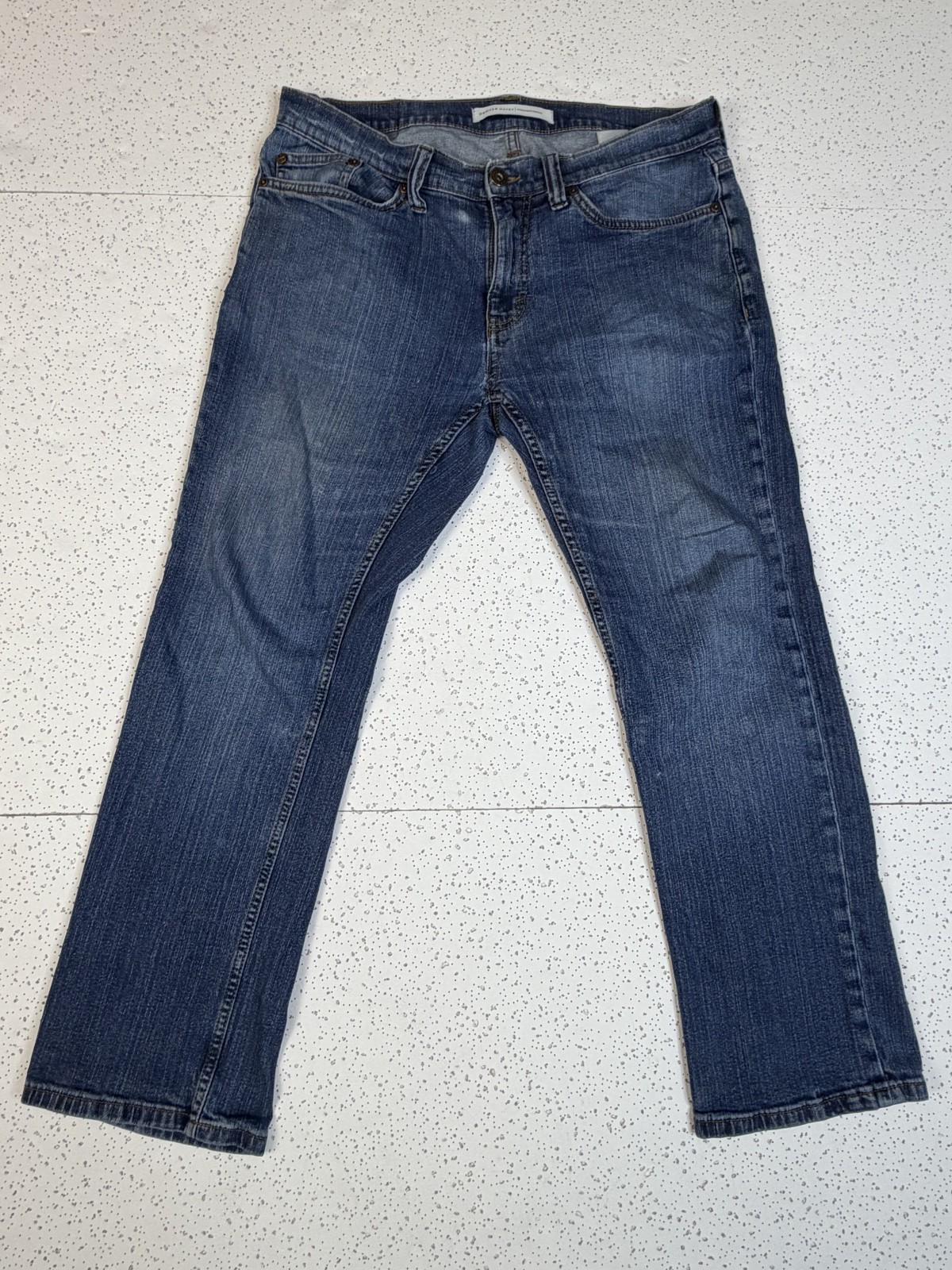 Denver Hayes Men’s 34×30 Straight Stretch Jeans Medium Wash Blue Casual Denim