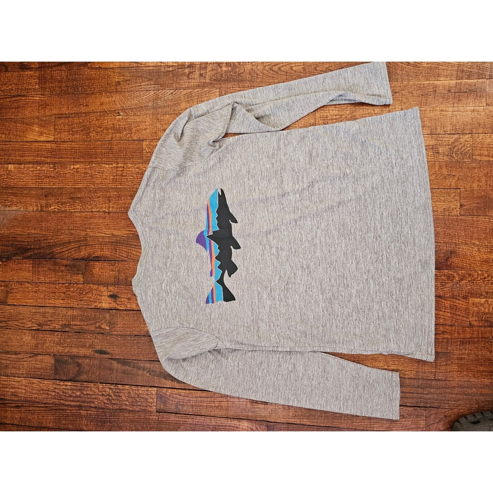 Patagonia Capilene Cool Logo Fish Graphic Lightweight Longsleeve T-Shirt sz L