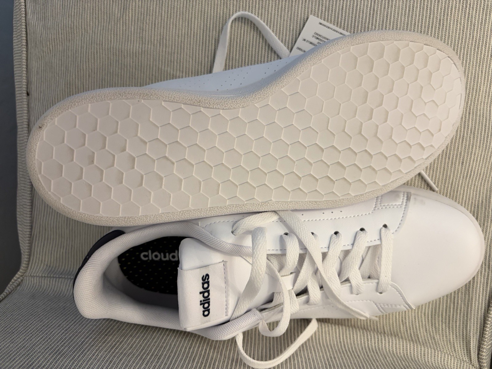New adidas Advantage Men’s Low Top Leather Lace,Up Sneakers WhiteBlack,8.5 men’s