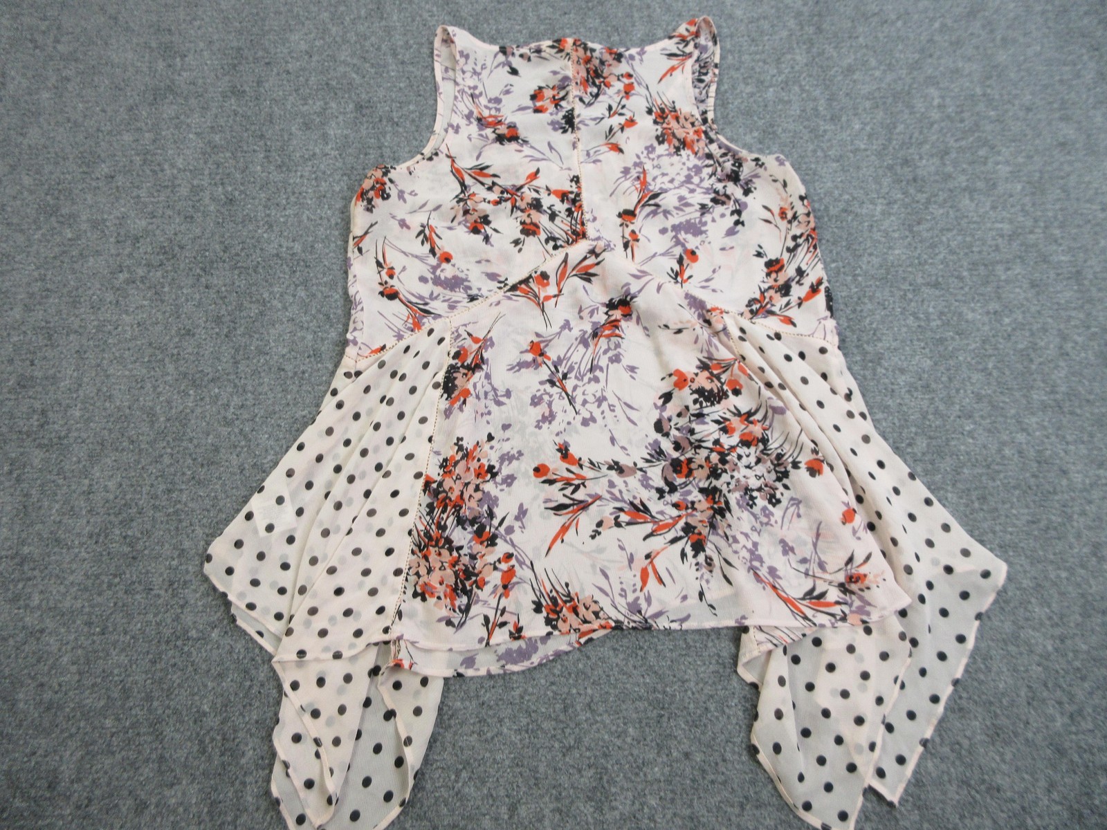Vanessa Virginia Top Womens Medium Floral Polka Dot Handkerchief Hem Sleeveless
