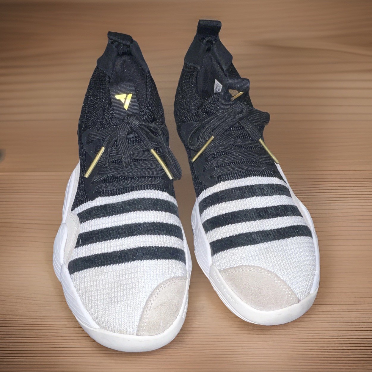 Adidas Trae Young 2 Mid, SIZE 8m Sneakers Knit Black/White/Gold accents + OG Box