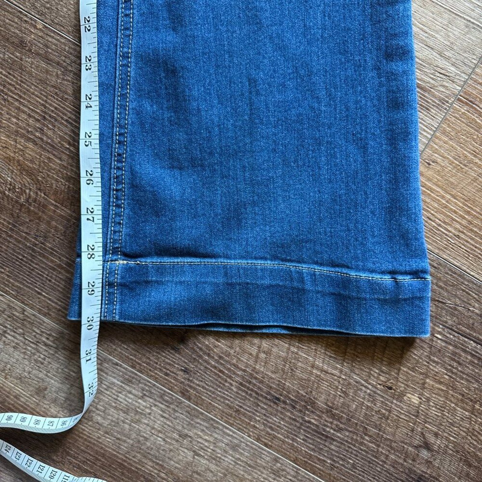 Cello Jeans Women’s Mid-Rise Flared Jegging Elasticized Waist-Band Size Small