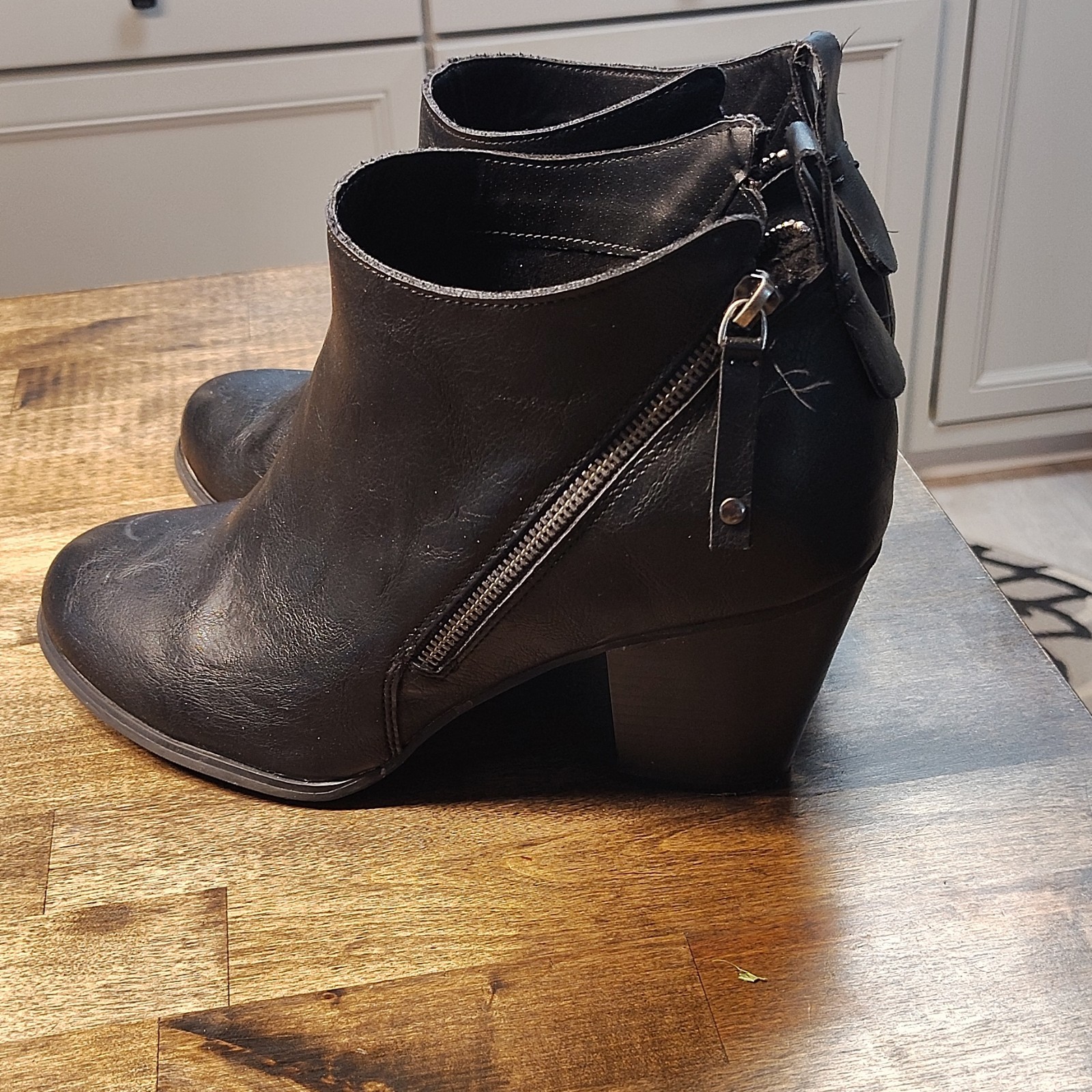 Torrid Womens Black Synthetic Ankle Bootie Side Zip Round Toe Rubber 11W