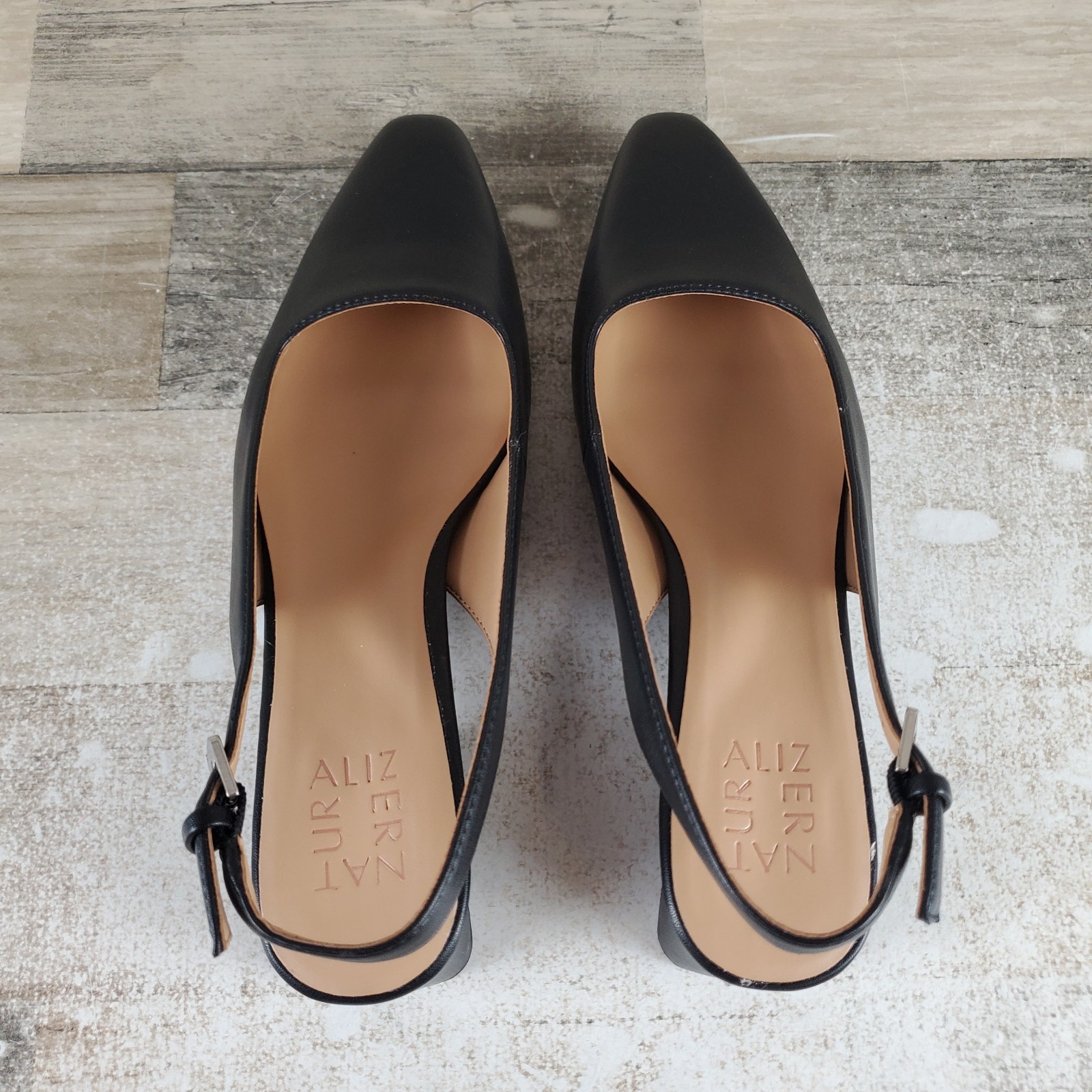 Naturalizer Ginger Womens Pump Sz 7.5 Black Smooth Leather Slingback Pointed Toe