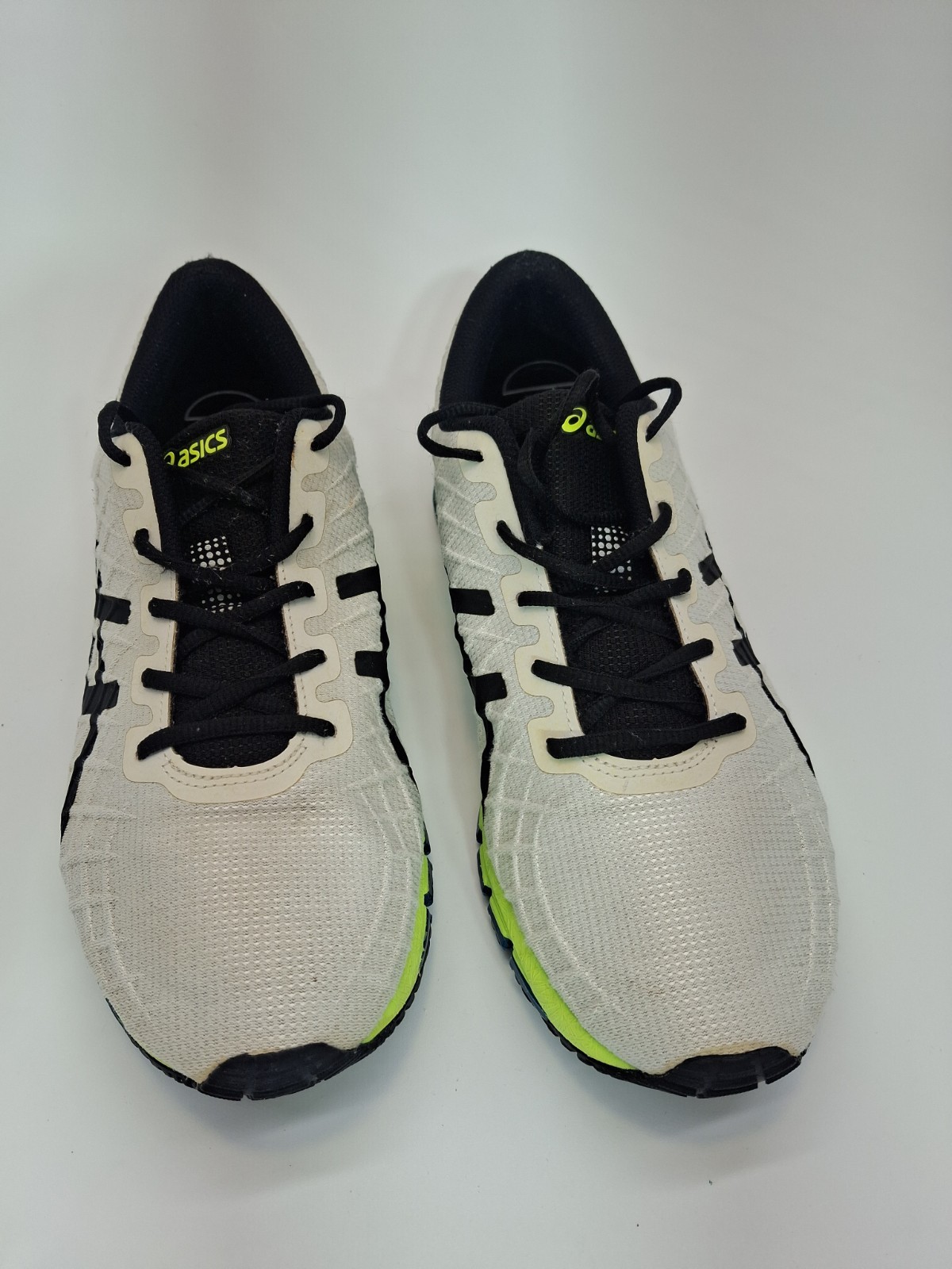 ASICS Gel-Quantum 180 men’s 11 sneakers in white and black