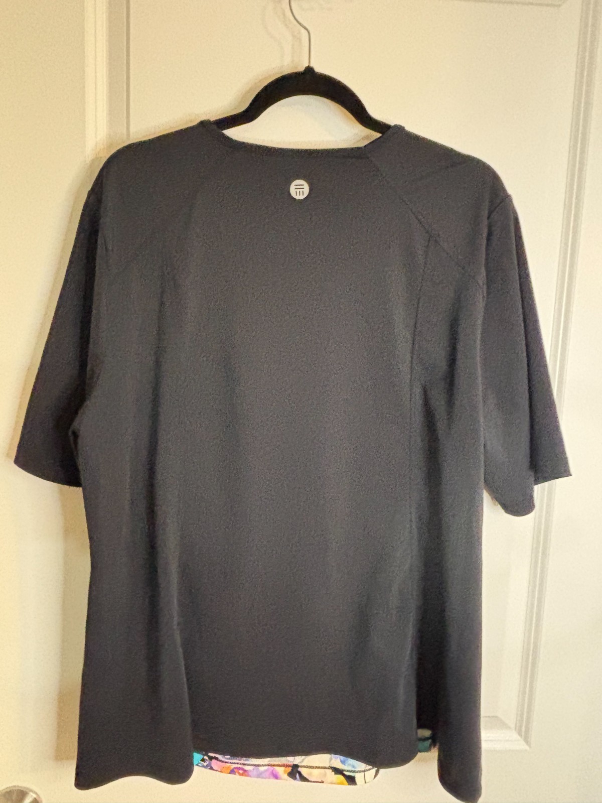 JunoActive Plus Size Wear Women’s Black with Front Floral Print Shirt 2X