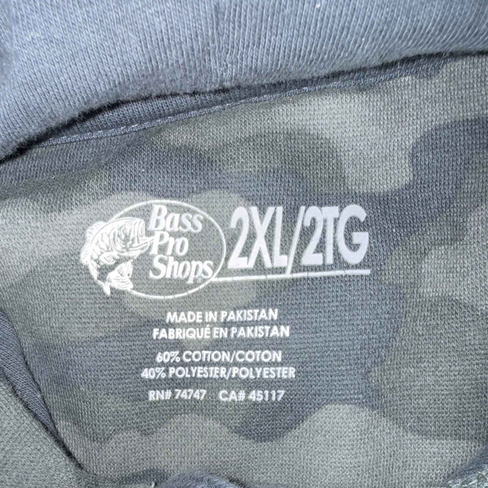 Bass Pro Shops Johnny Morris Men’s Gray Camo Fleece Hoodie Graphic Pockets 2XL