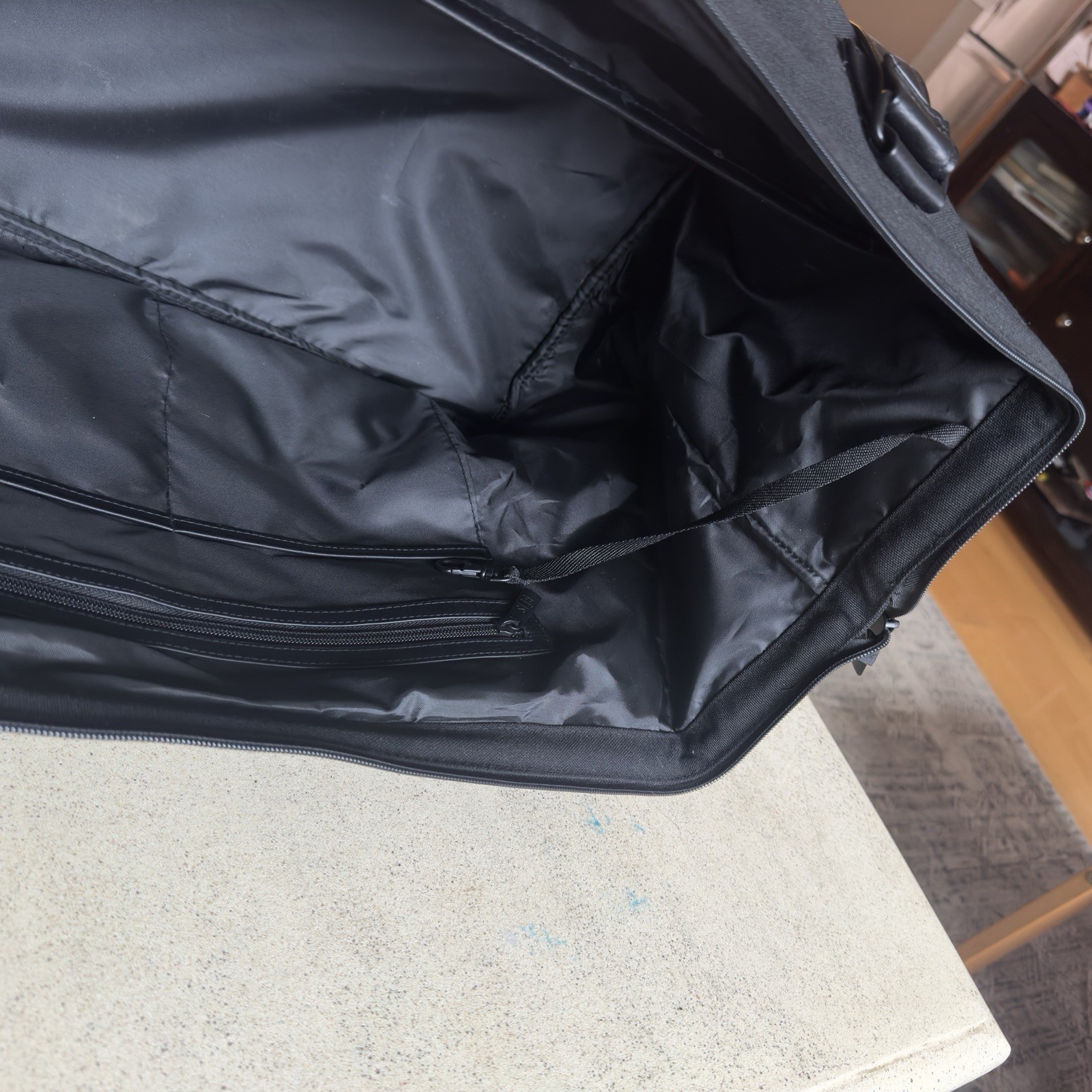BEIS The Weekender Large Bag in Black FLAW-Missing Bottom Section 19x12x10