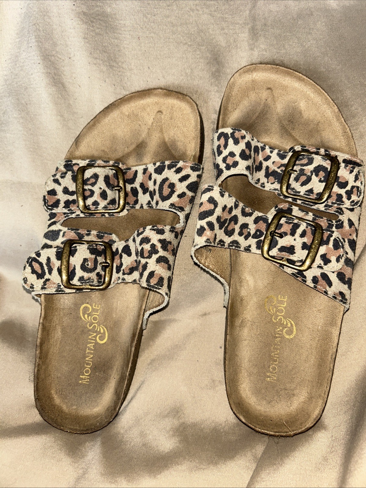 Mountain Sole Women’s Leopard Print Leather Buckle Comfort Slide Sandal Size 7.5