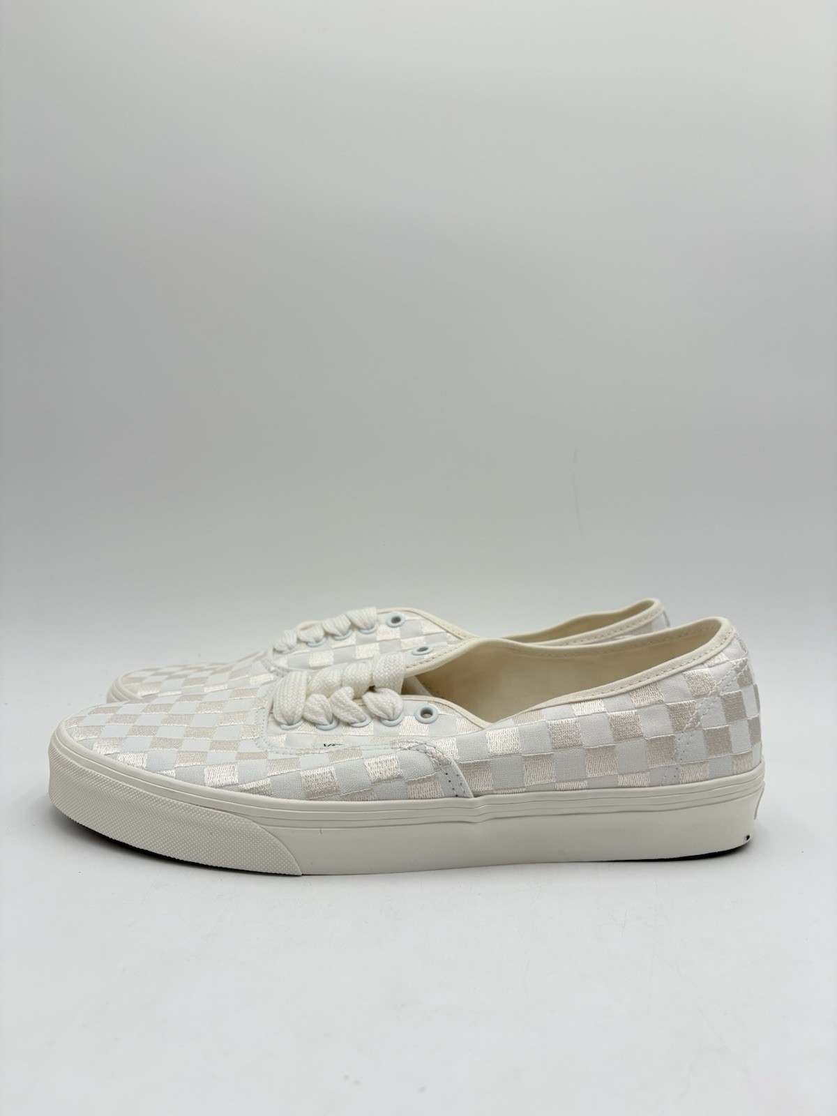 Vans Men’s Authentic Size 9 Embroidered Checkerboard White |VN0009PVCJD|