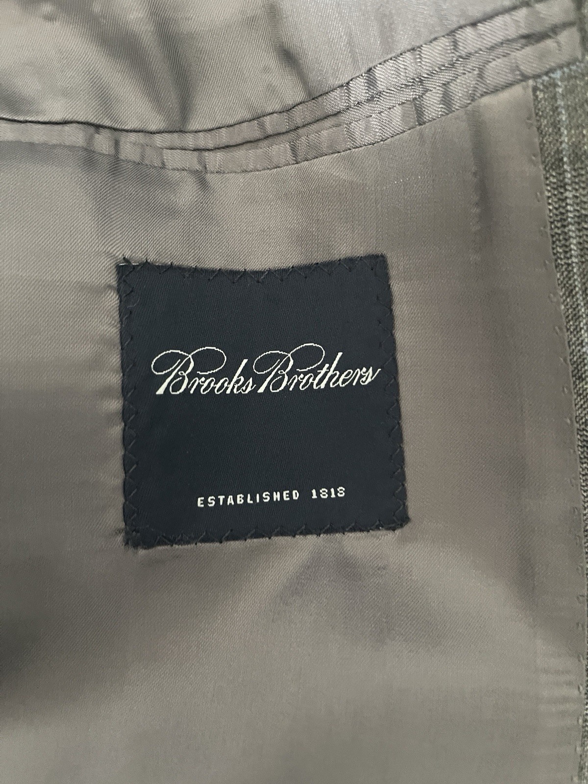 Brooks Brothers Gray Glen Plaid Made in Italy 2 Piece Suit 43R Fits like 44R