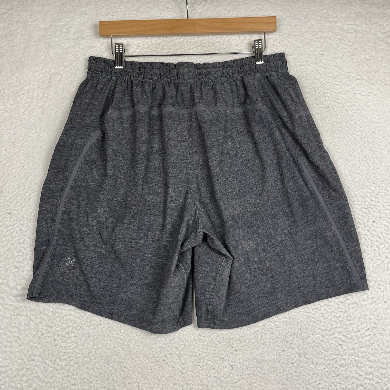 Lululemon Pace Breaker Shorts Lined Mens XL 9″ Gray Gym Performance Unlined