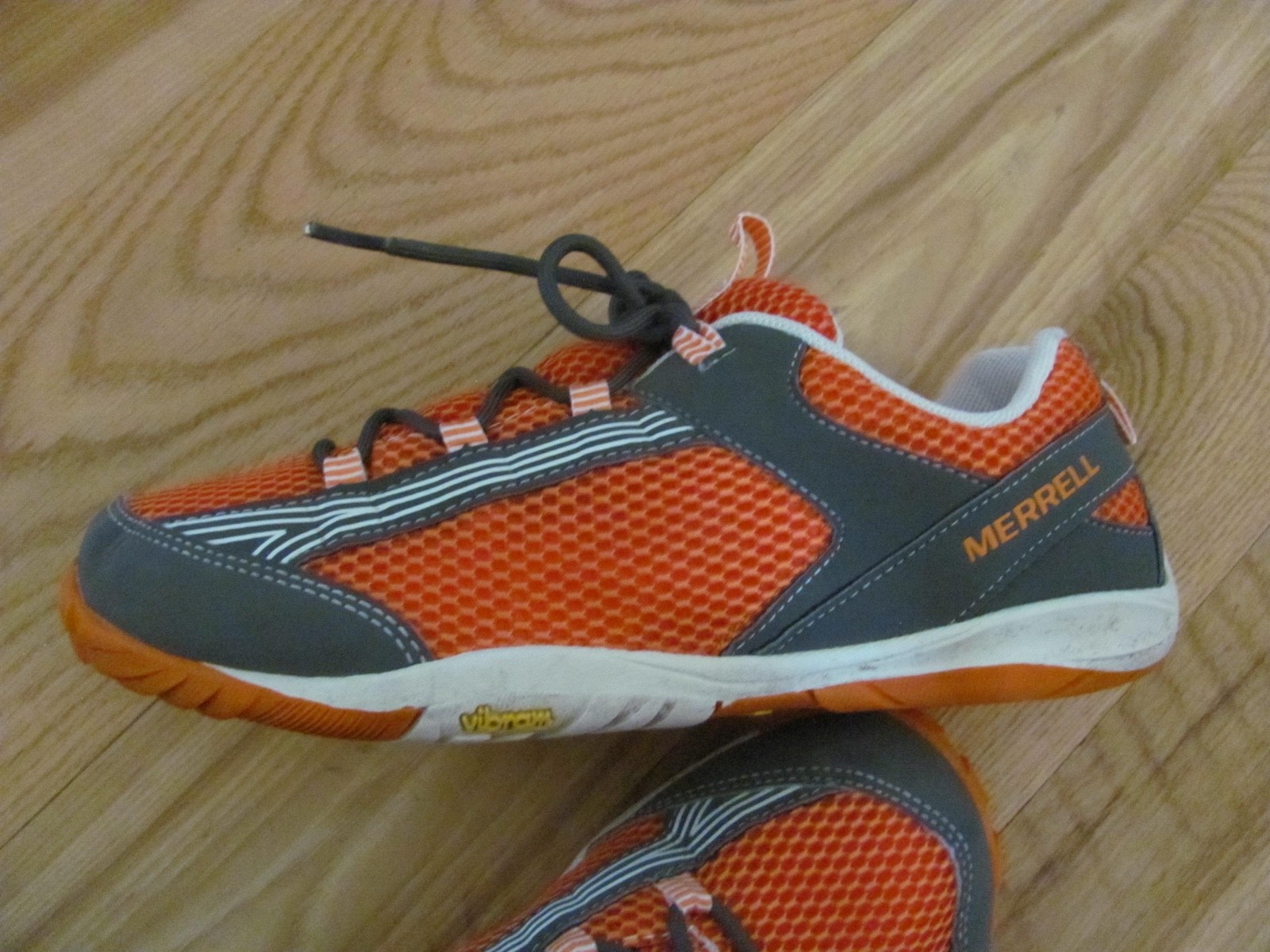 Merrell Orange Flux Glove Minimalist Shoes Synthetic Mesh Upper Lace Up Kids 6