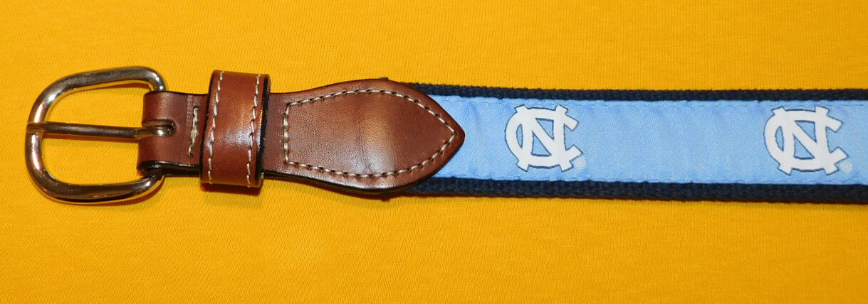 MEN’S NORTH CAROLINA U. COTTON WITH LEATHER TABS NC MOTIF BELT SIZE 32/80cm.