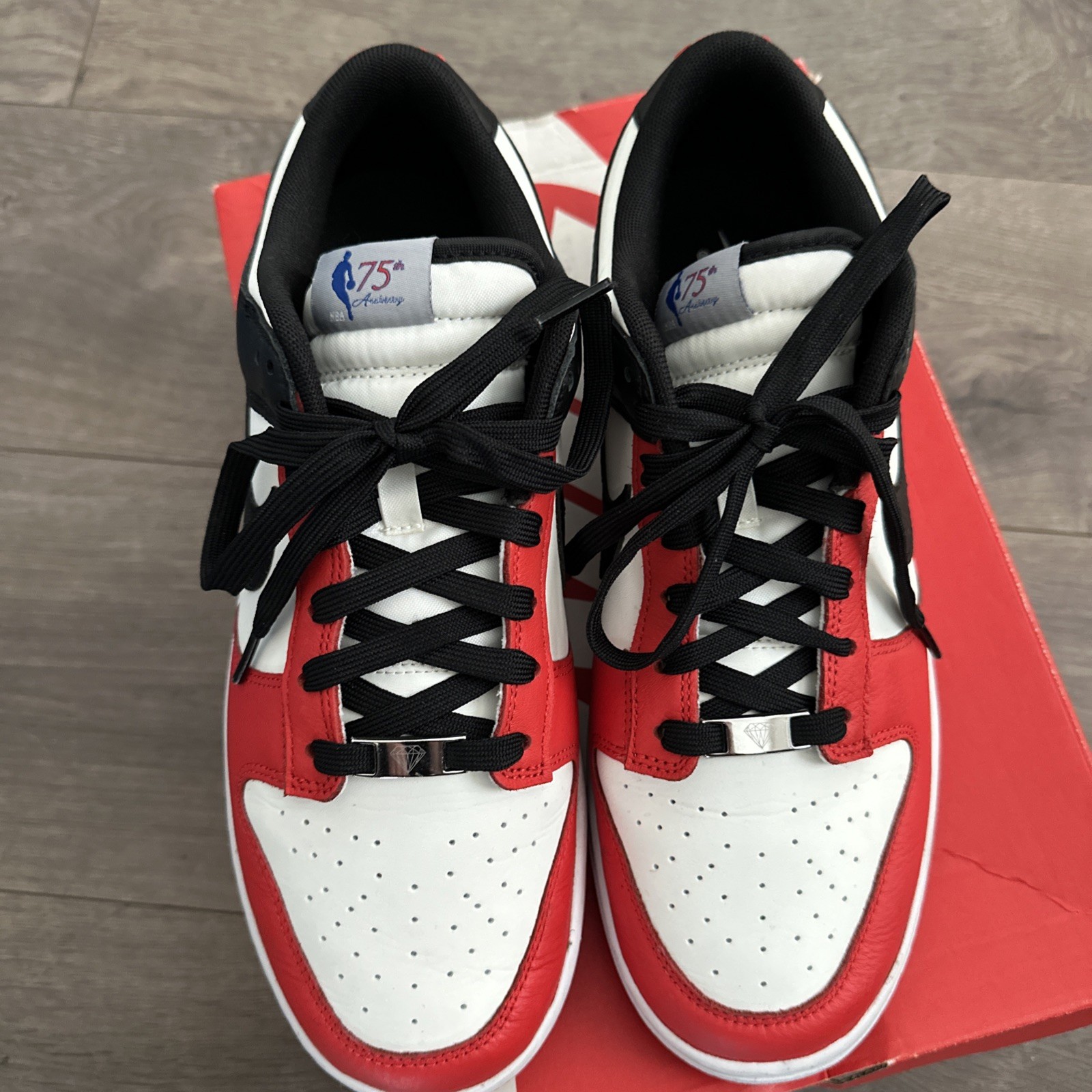 Nike Dunk Low EMB Chicago Bulls 75th Size 10 Mens Red Sneakers 2021 DD3363-100