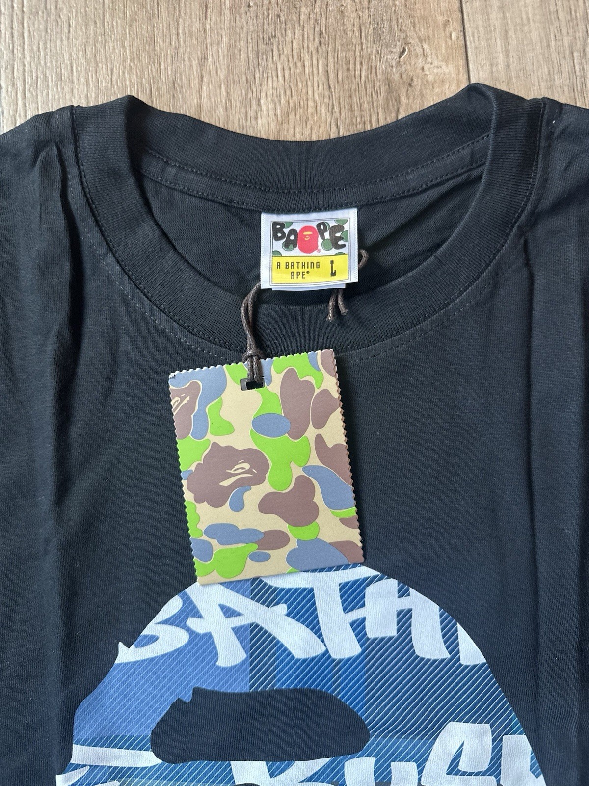 A Bathing Ape Men’s Black BAPE Ape Head Graphic Tee Short Sleeve Crew L