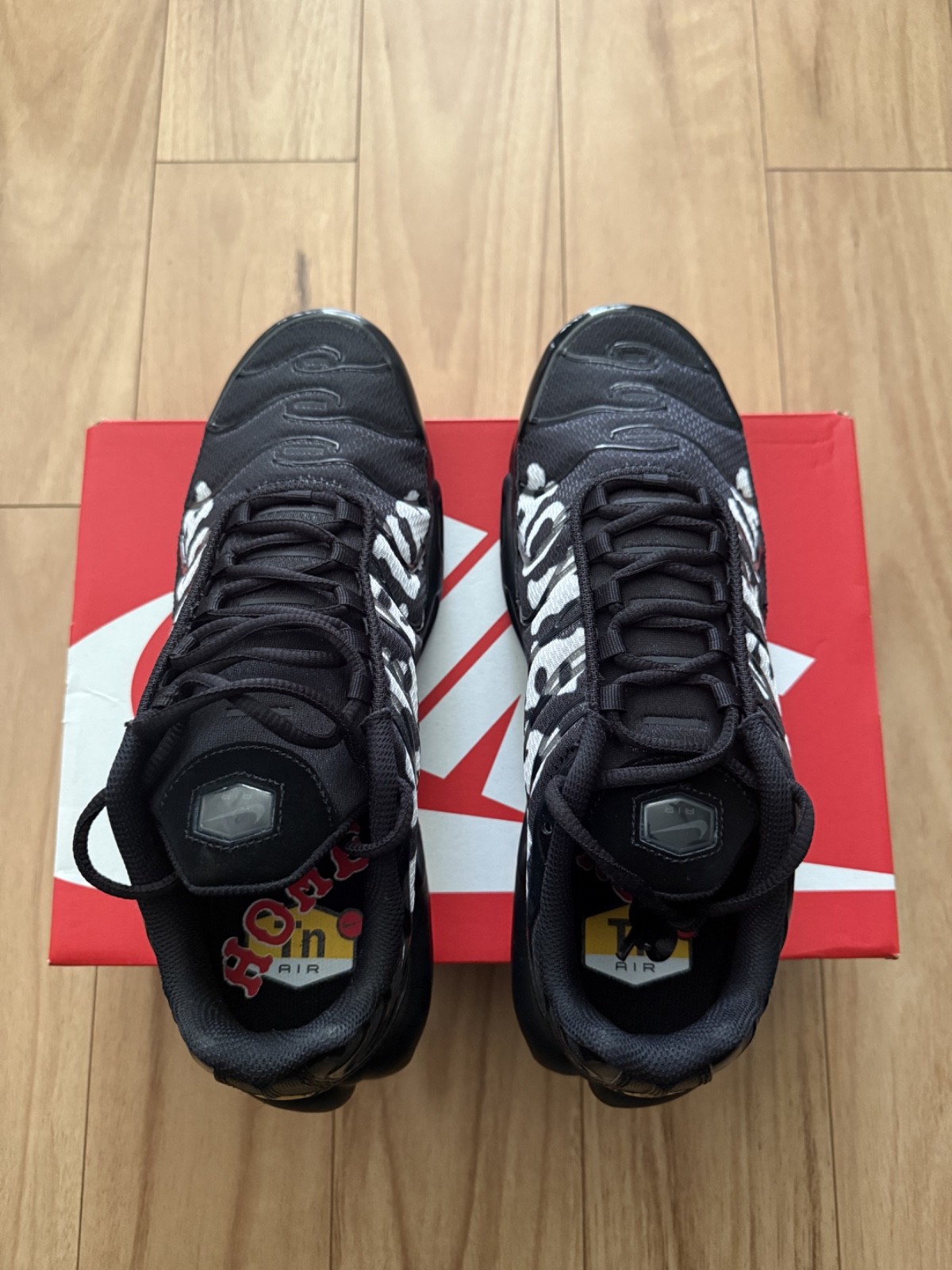 Nike Air Max Plus TN Tuned Triple Black Homerun NYC US 10 IR8793-001