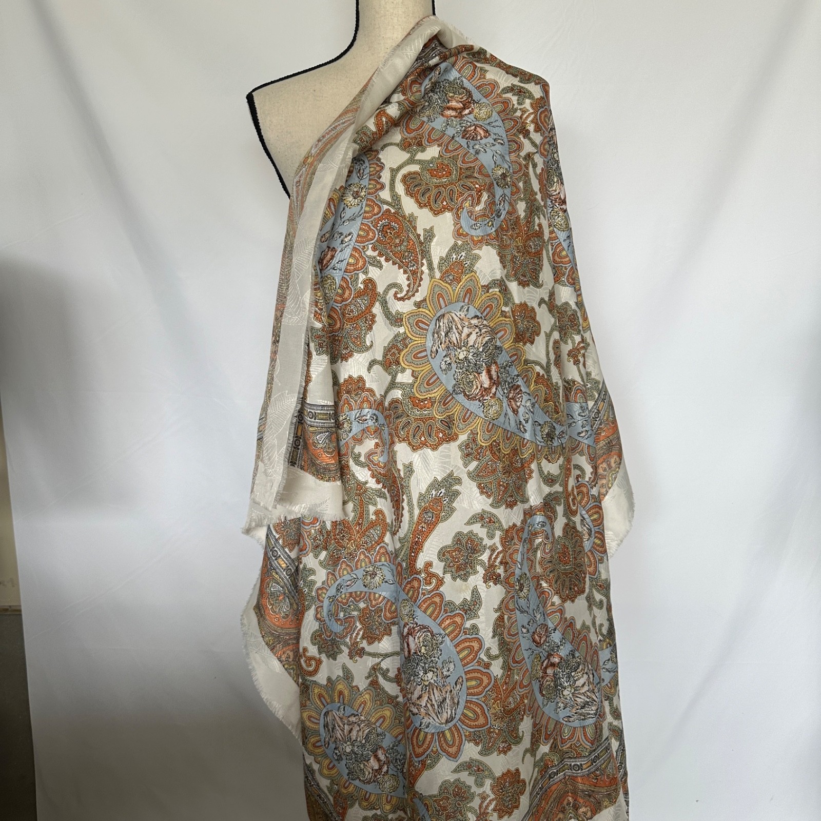 Oversized AXCESS Scarf Silky Soft Paisley Eyelash Hem Made in Italy 47 in