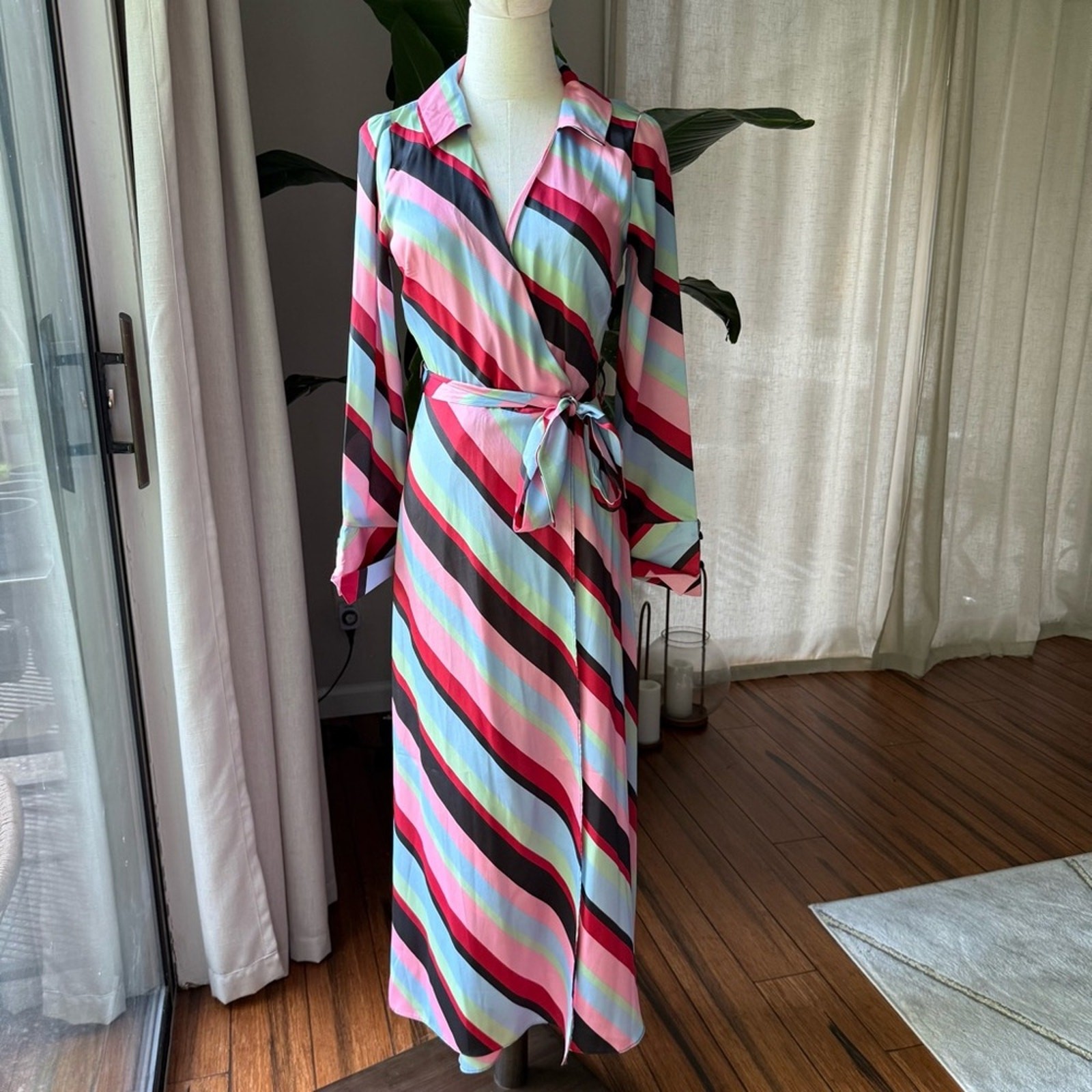 🌈 ASOS DESIGN Multi-Color Satin Wrap Dress – Size US 4 (UK 8 / EU 36)