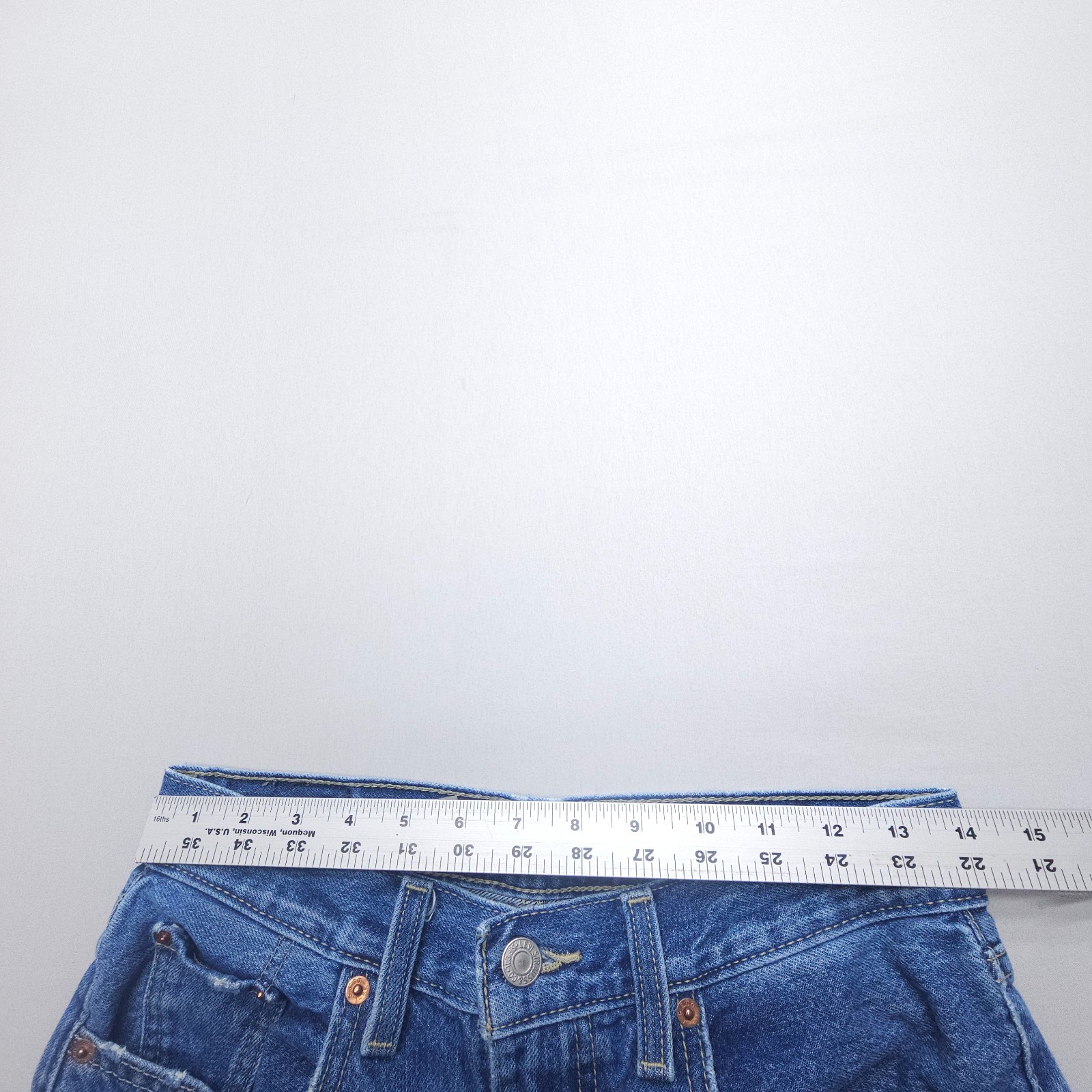 Levi’s Low Pro Straight Jeans Womens 26 Blue Rigid Cotton Denim Distressed