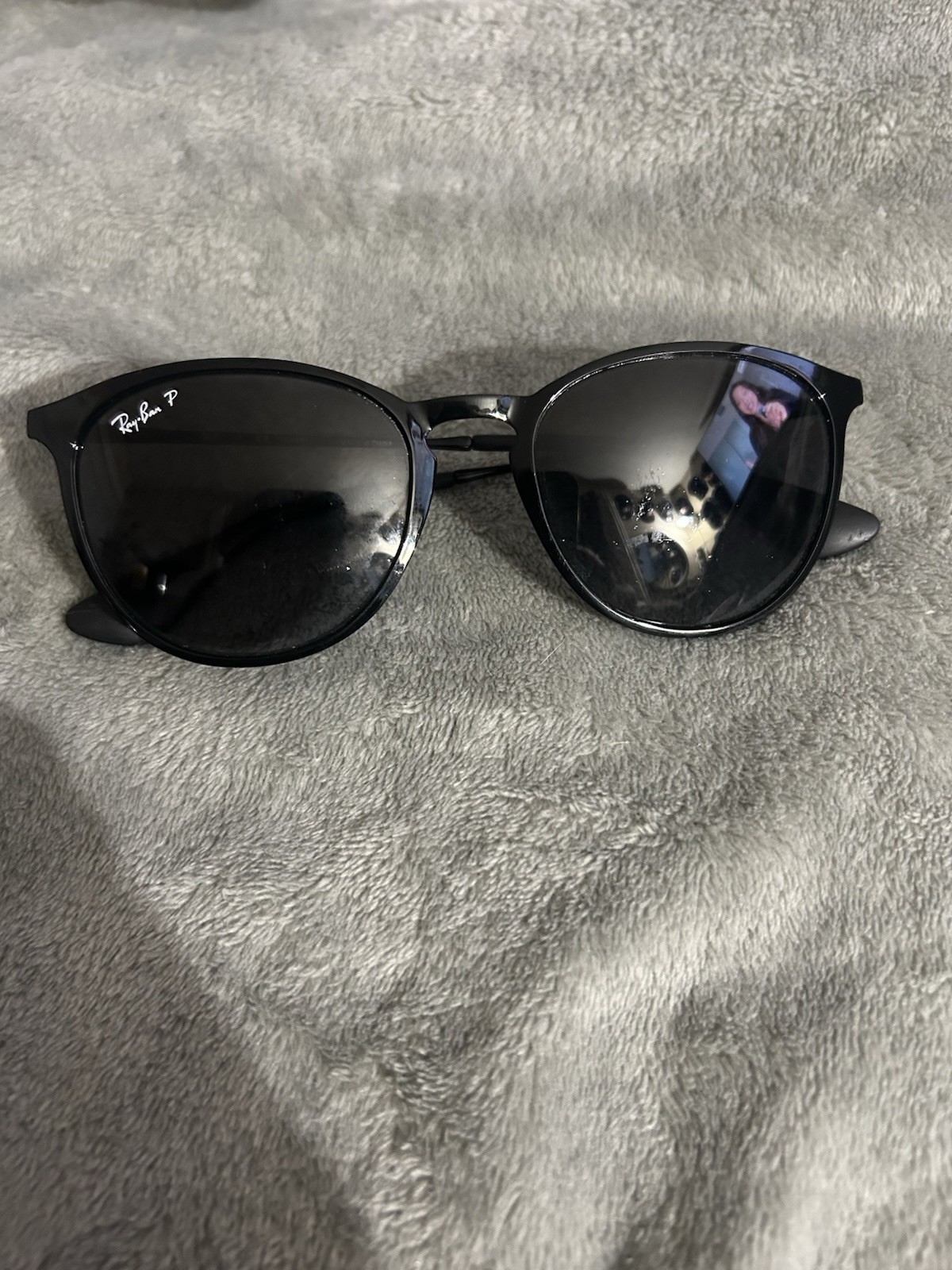 Ray-Ban RB3539 Men’s Round Polarized Sunglasses Black Metal Gray Glass 54-19