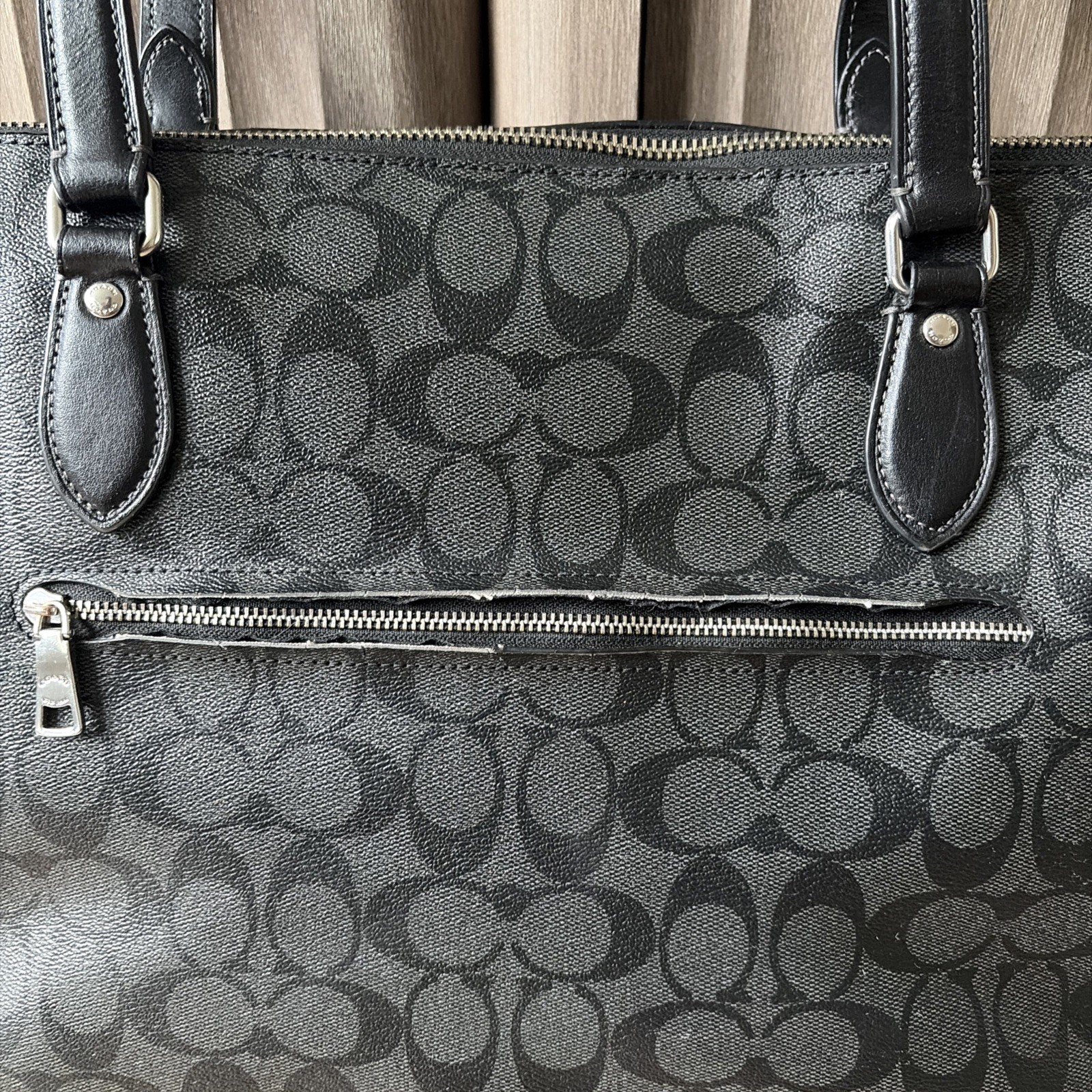 Coach Gallery Tote CH504 Signature Canvas Black Smoke Zip Top Shoulder Bag