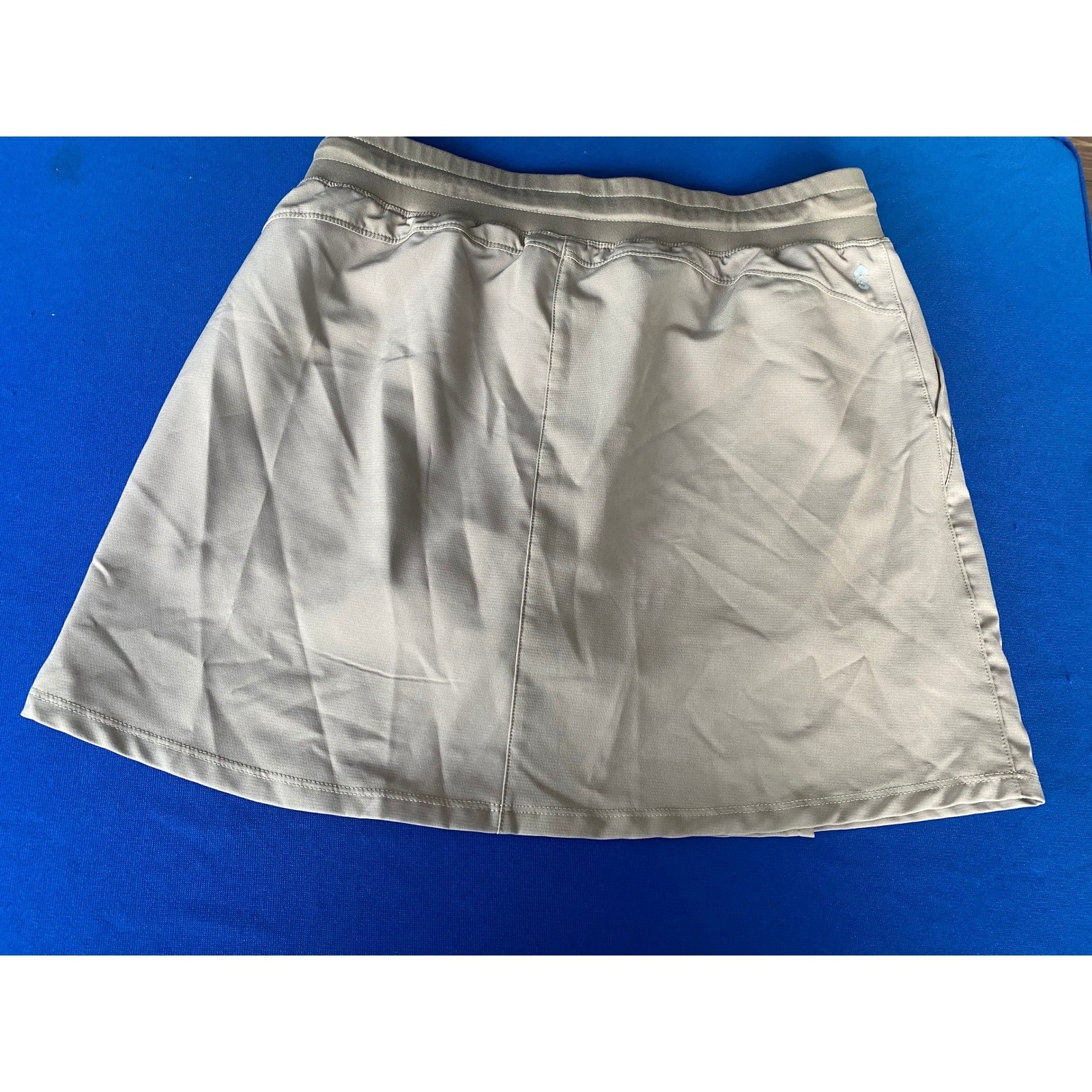 Free Country Explore Trail to Town Skort Tan Size Small NWT Activewear Hiking