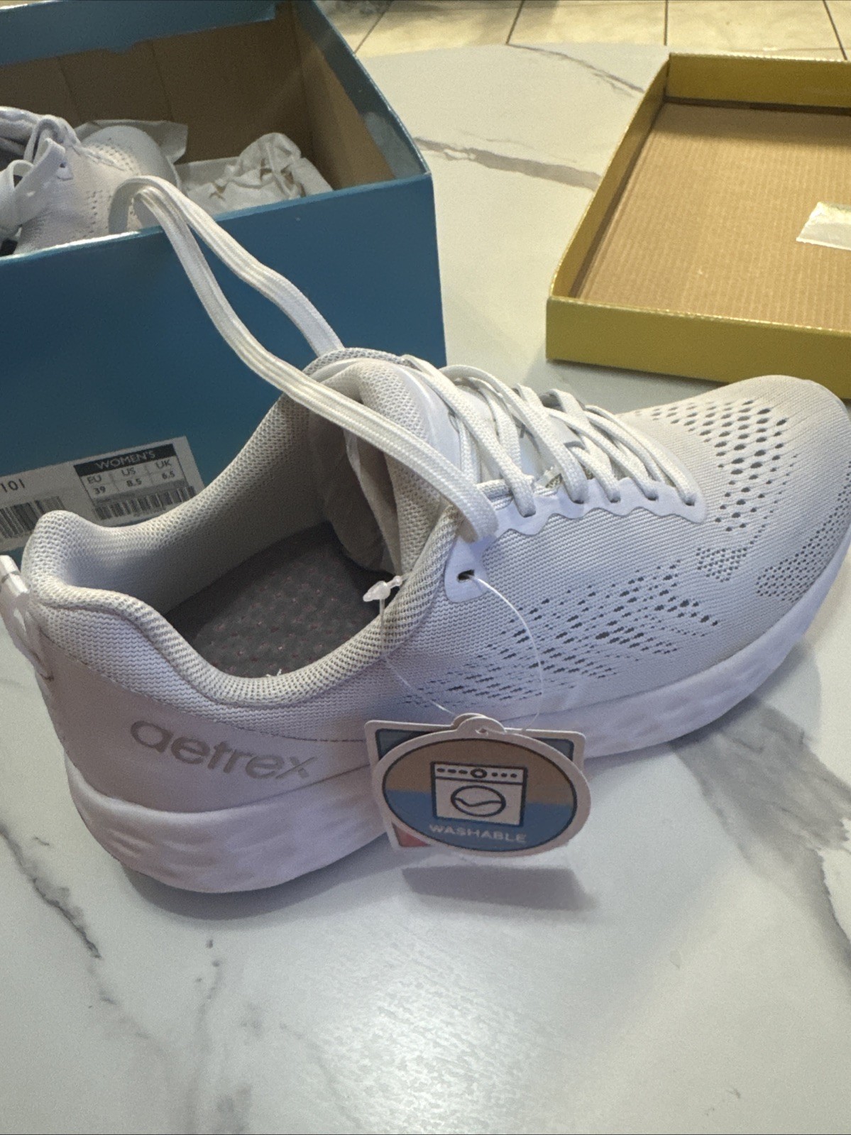 Aetrex Danika Arch Support Comfort Women’s Sneaker Size 8.5 Withe