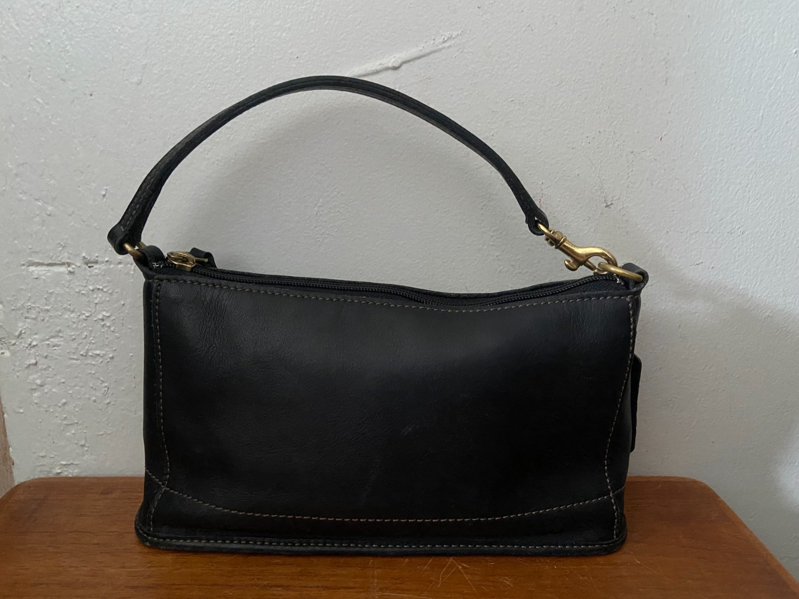 Vintage COACH 9311 Bleecker Demi Black Leather Rare Shoulder Bag Baguette USA