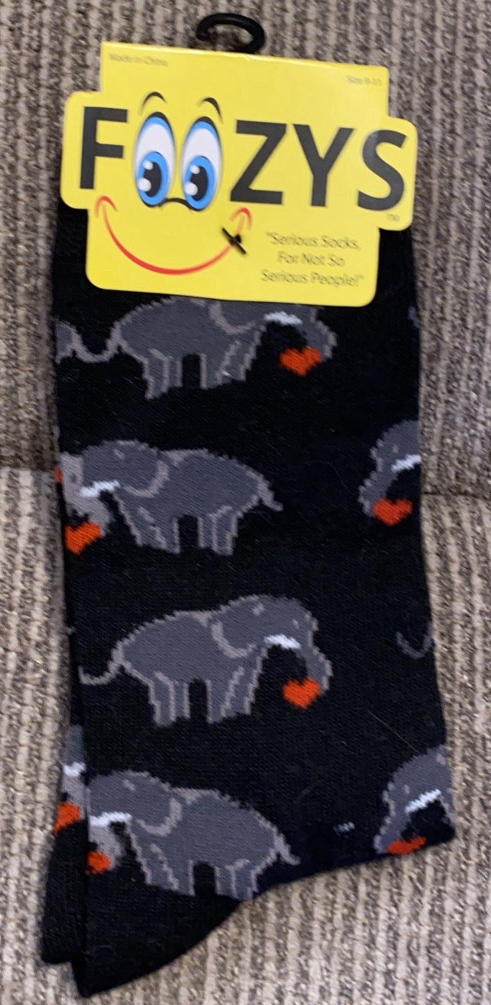 1 Pair Of Foozy Socks Valentine Black W Gray Elephants W Red Heart New In Pack