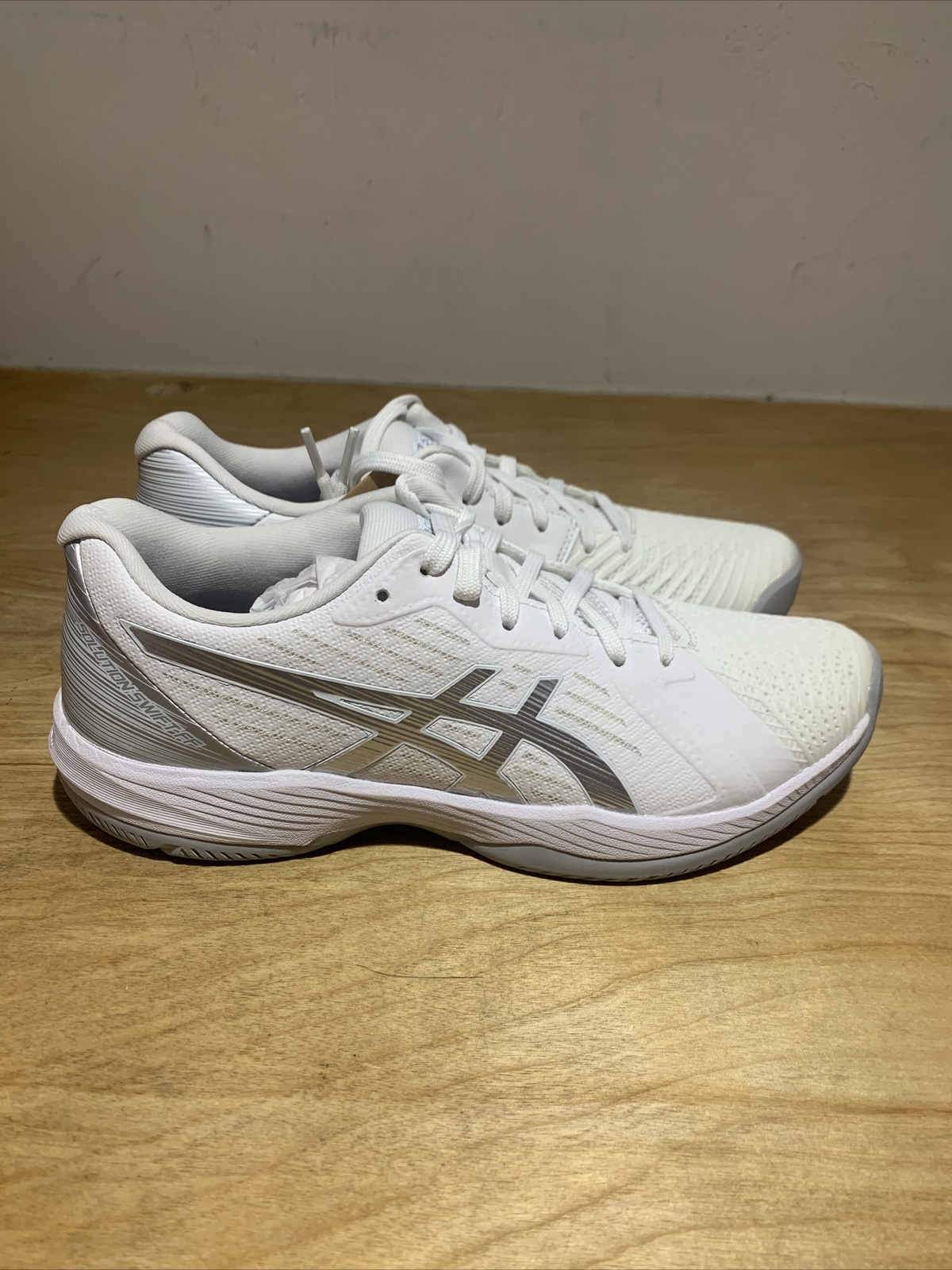 Size 8.5 B- Asics Solution Swift FF Tennis Shoes Womens White/Pure Silver