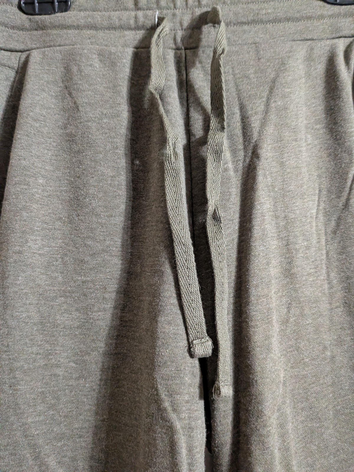 32 Degrees “Heat” Men’s Training Joggers Sz. Medium Olive Green Zipper Pockets