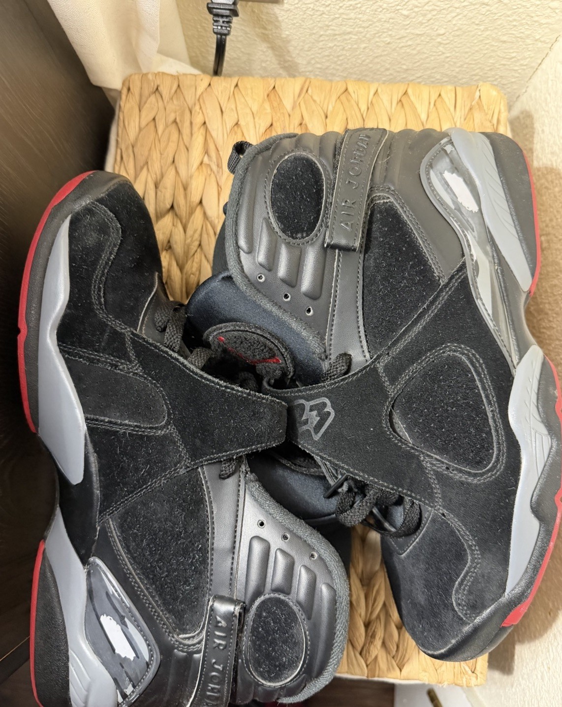 Jordan Air Jordan 8 Retro Bred 2017 Black/Gym Red/Wolf Grey Suede 305381-022