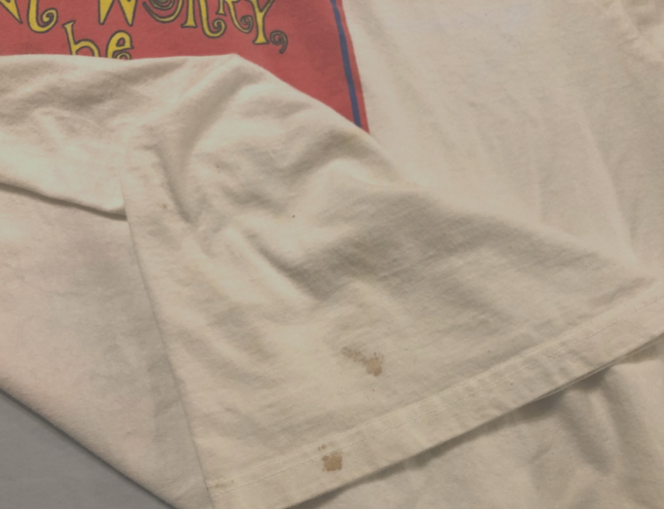 Shoebox HMK. CDS. Don’t Worry Be Groovy Vintage Silver Mountain White T-Shirt XL