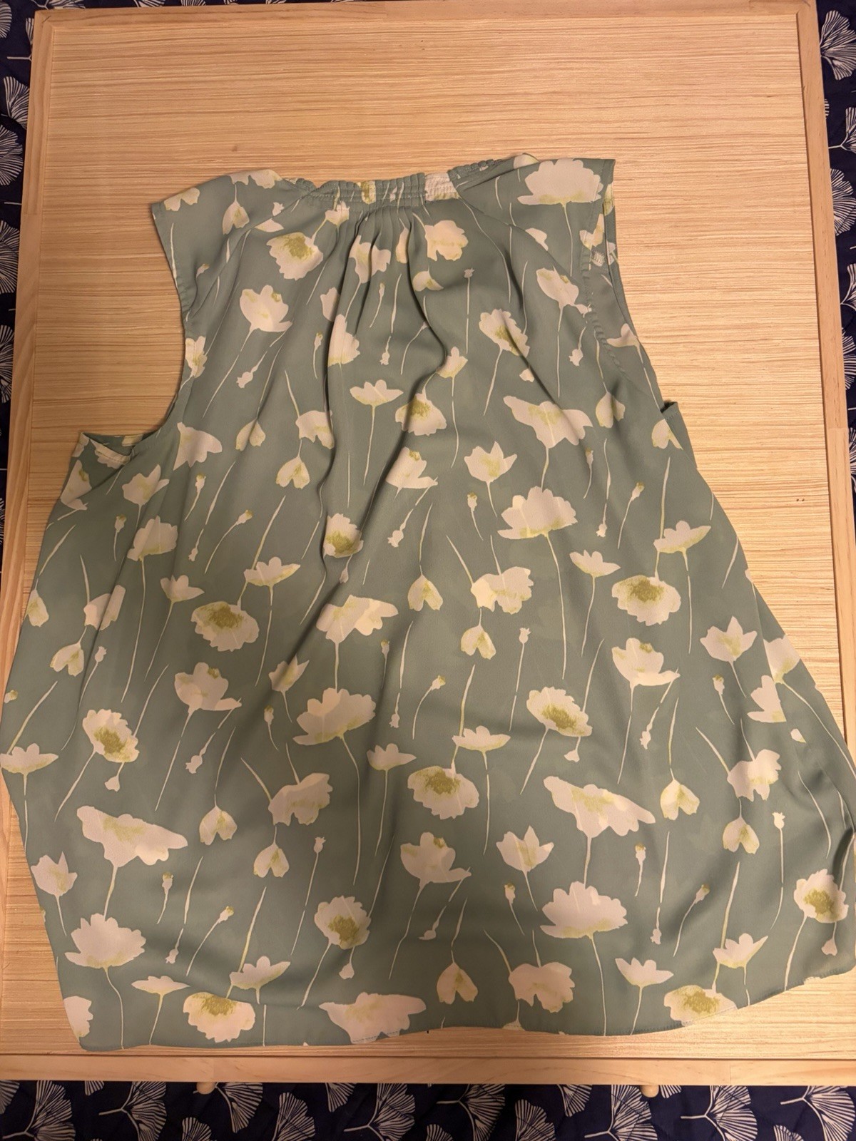 Simply Vera Vera Wang Top Womens XXL Sage Green Floral Sleeveless Blouse