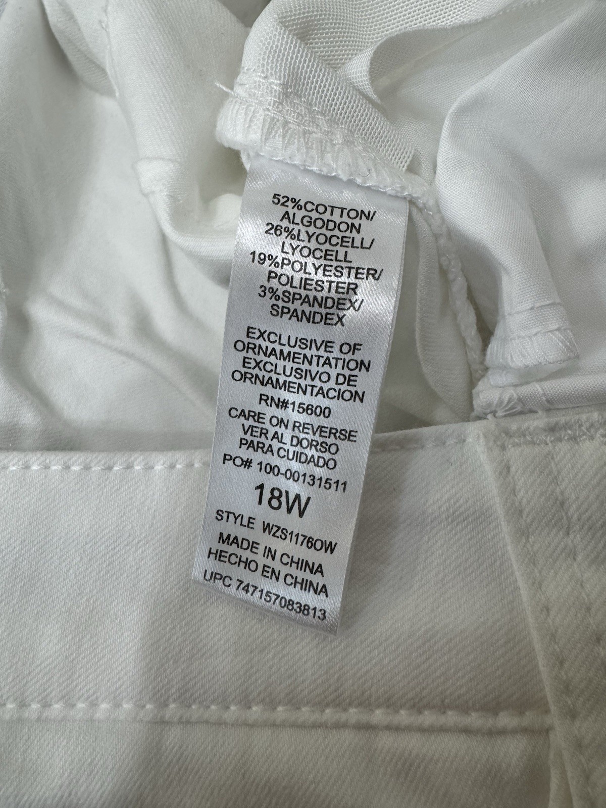 Democracy Ab Solution Optic White Ankle Skimmer 18W Cropped Jeans Stretch Denim