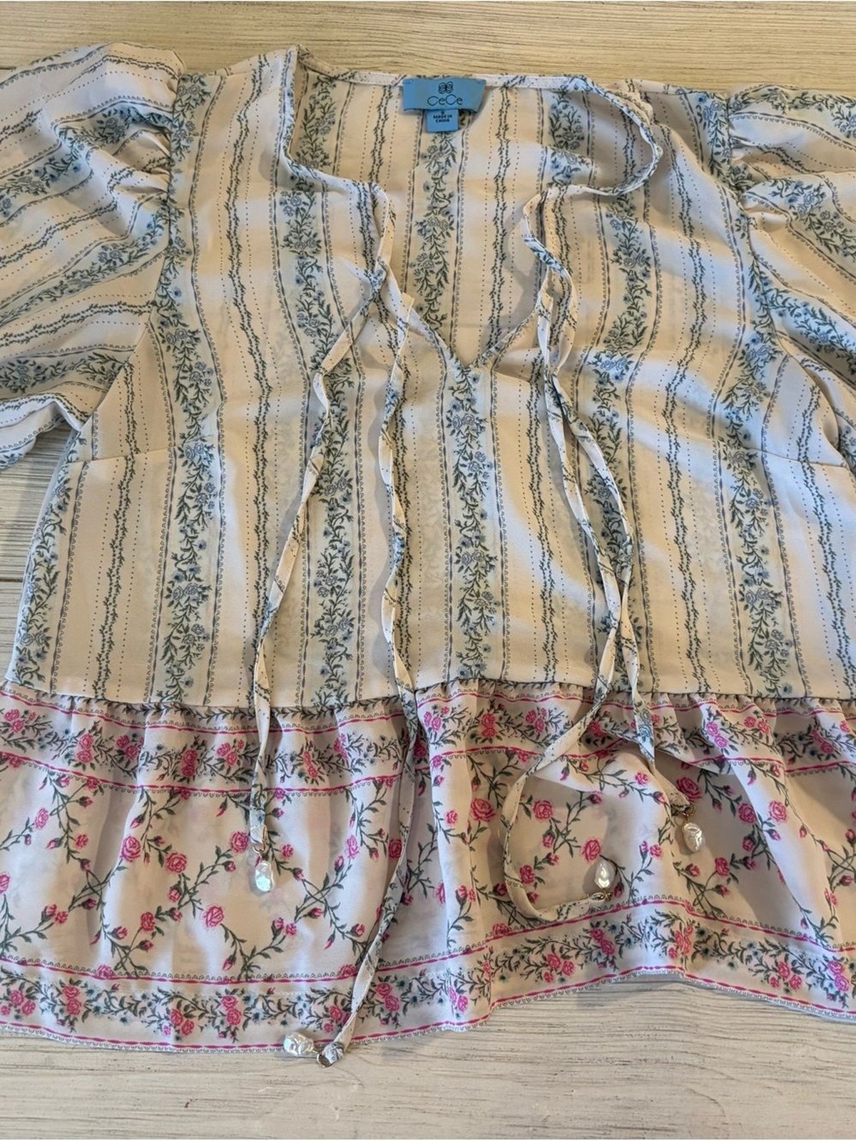 CeCe Cream Floral Tunic Puff Sleeve Tie Front Cottagecore | Size Small