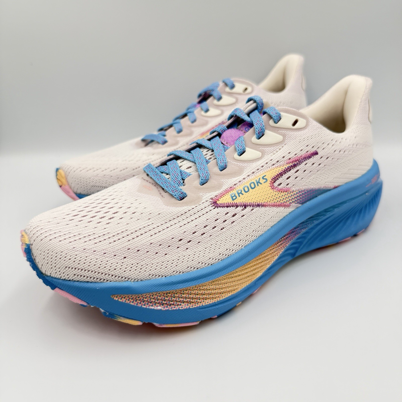 Size 6.5 Brooks Ghost 17 Women’s Running Shoes Mauve Orchid Bonnie 120431-1B-247