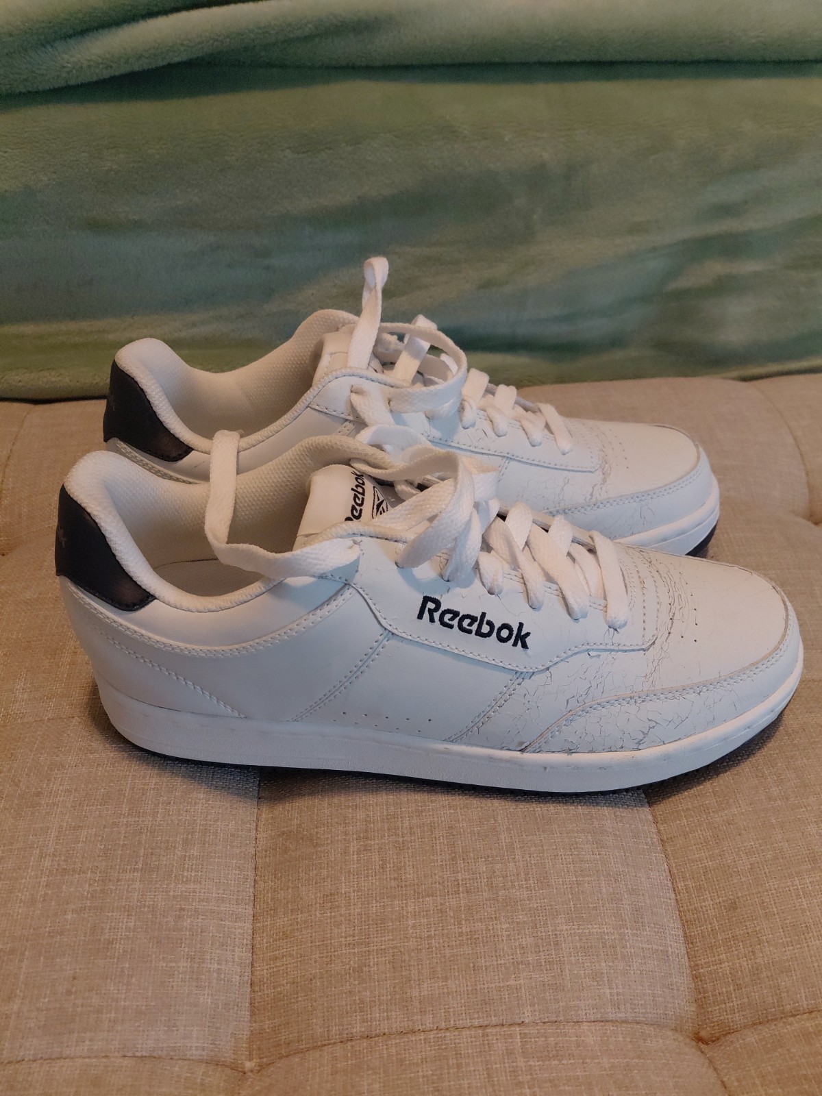 Reebok Men’s Classic Leather Sneakers Size 10.5