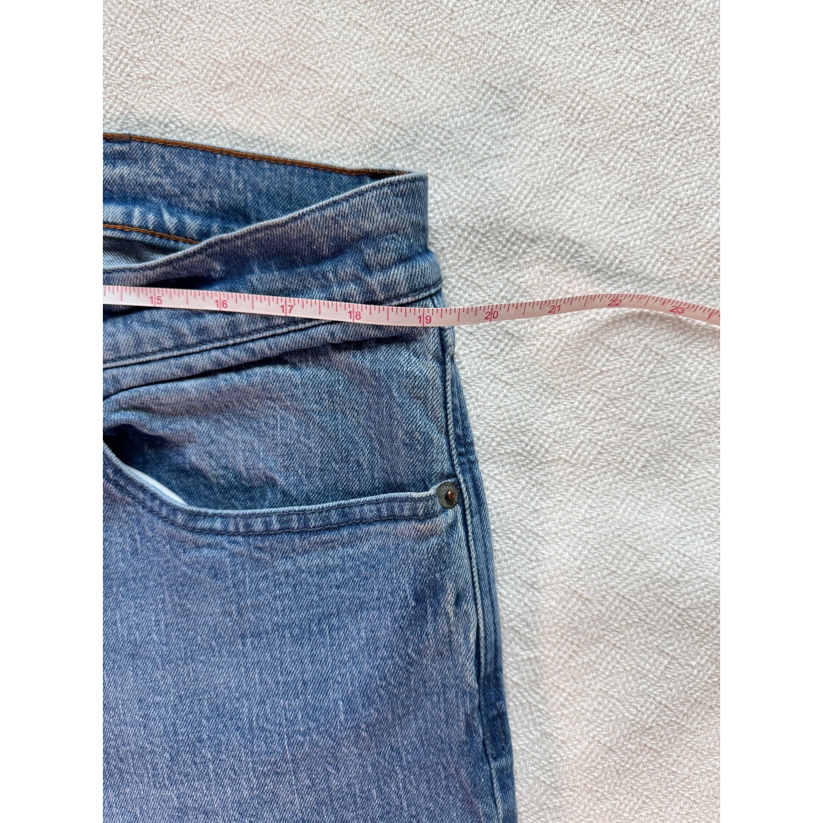 LL Bean Signature Heritage Denim Slim Straight Jeans 38×32 Light Wash Y2K 520660