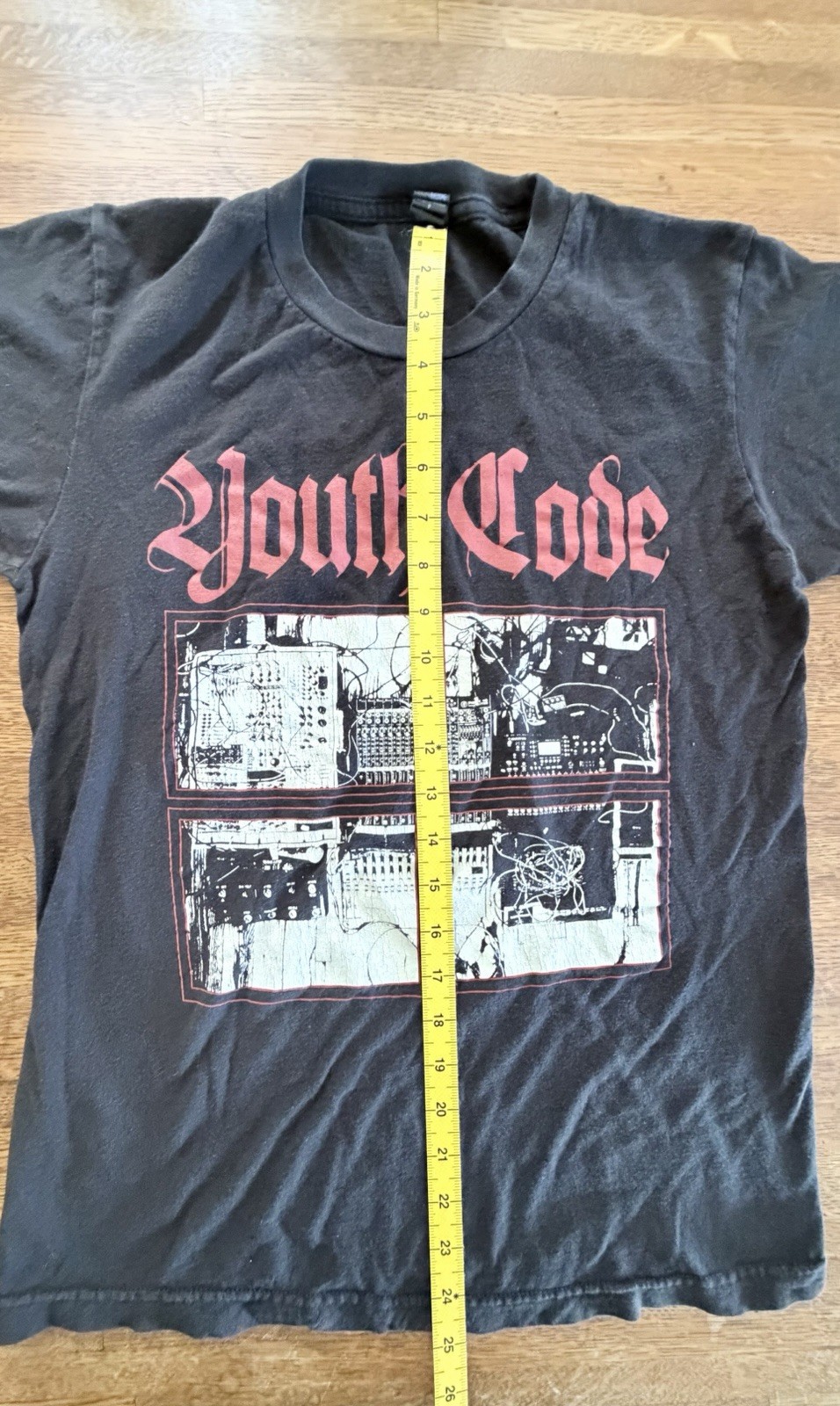 2010’s YOUTH CODE T-SHIRT SZ S EBM