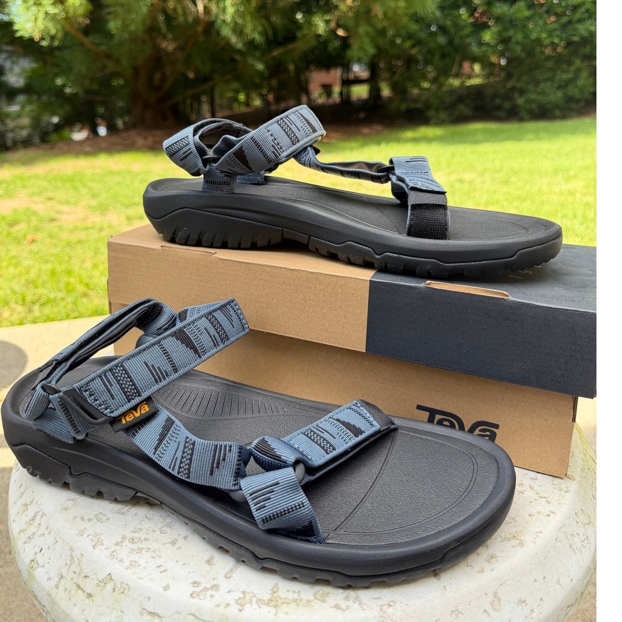 NWT Teva Hurricane XLT2 Gray Blue Sport Sandals Size 11
