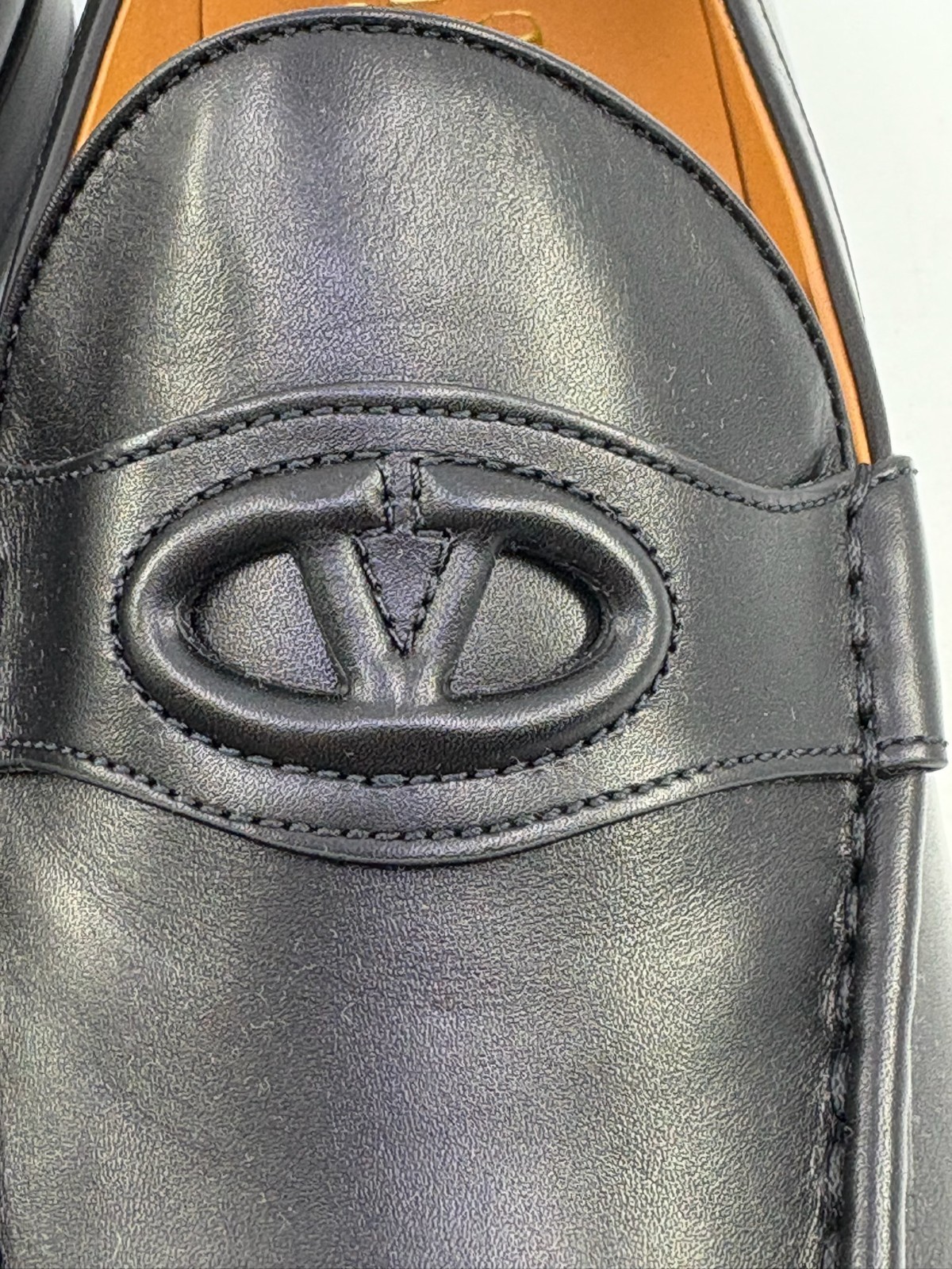 NIB Valentino Garavani Vlogo Penny Loafer Shoes Leather Black Mens EU 42/ US 9