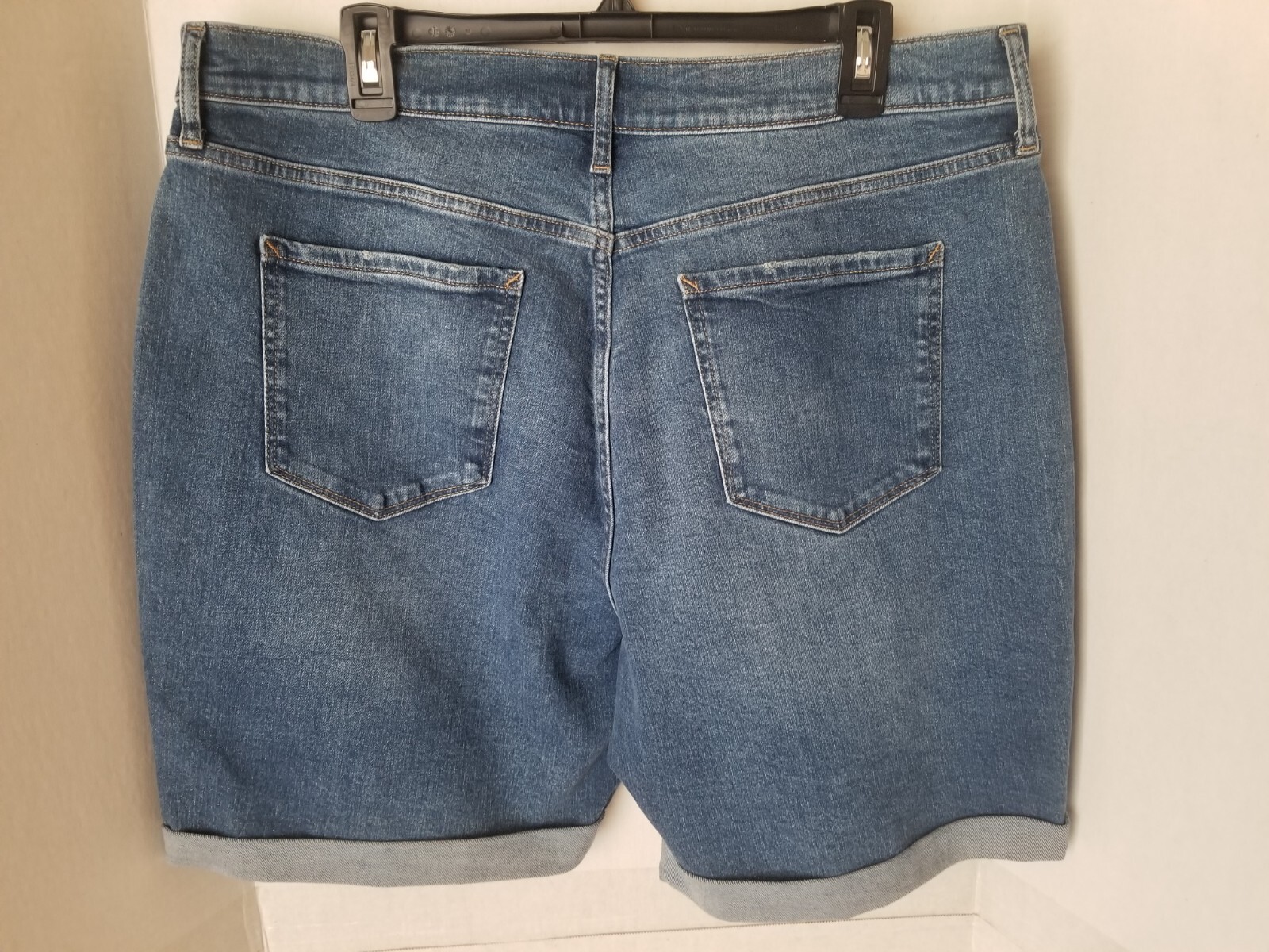 a.n.a High Rise Distressed Cuffed Blue Denim Bermuda Shorts Size 18 Petite – NWT