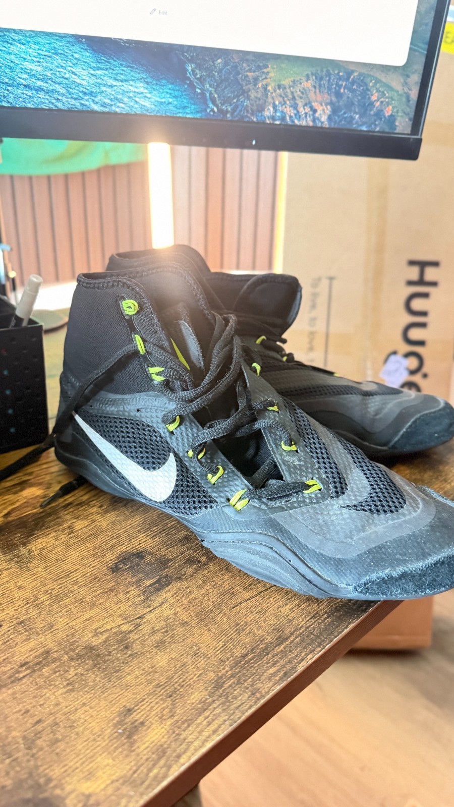 Nike Hypersweep, Size 9.5, New without box