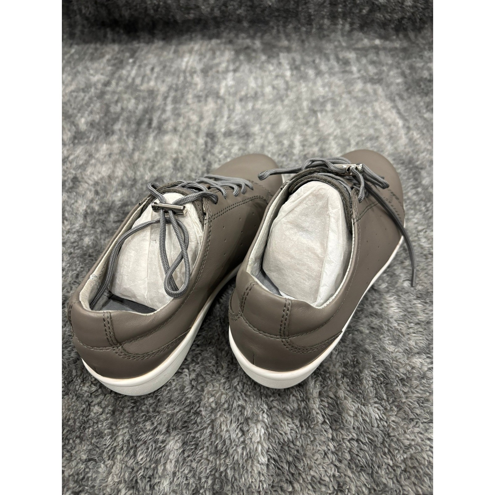 Alegria TRAQ CLIQ Smart Comfort Shoe Dove Gray EU 35 US 5 Walking Sneaker