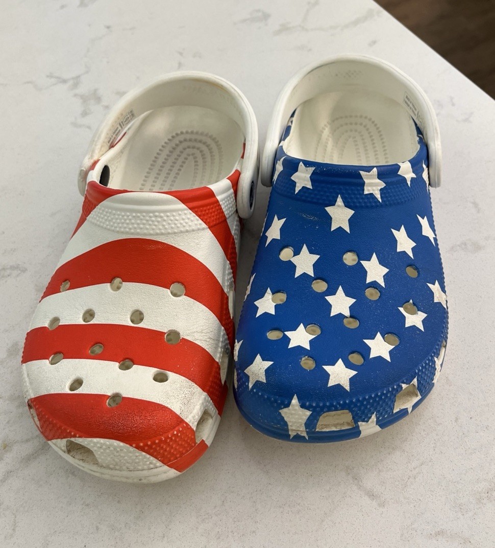 CROCS Unisex Patriotic Stars & Stripes Shoes Rubber Size W6 M4