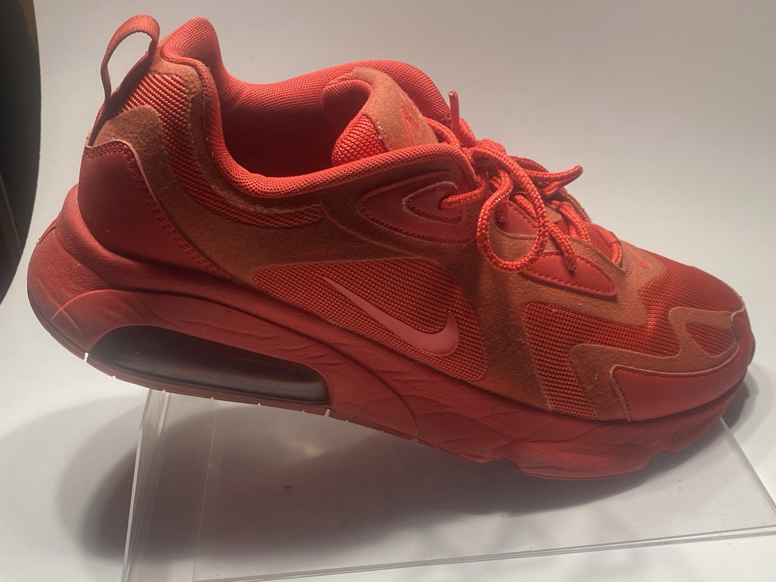 Nike Air Max 200 University Red Mesh Low Top Lace-Up Men’s Sneakers CU4878-600