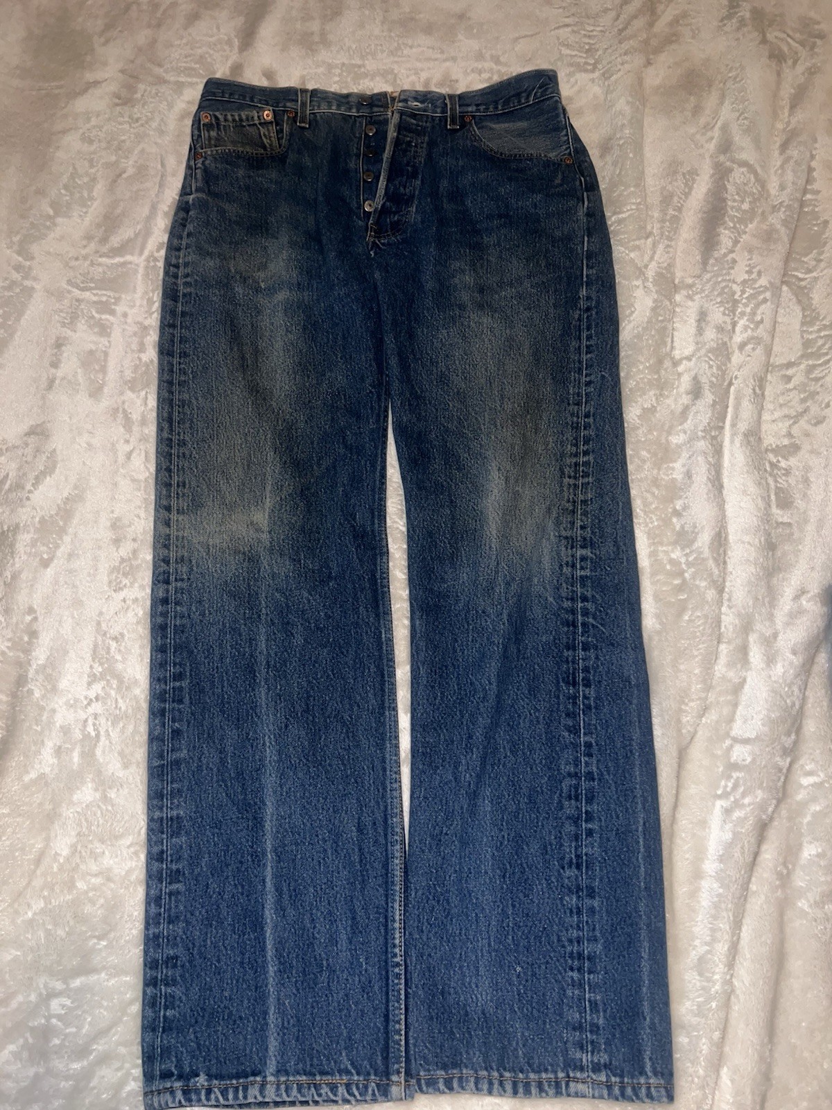 Levi’s 501 Series Men’s Blue Medium Wash Denim Jeans Straight Button Fly