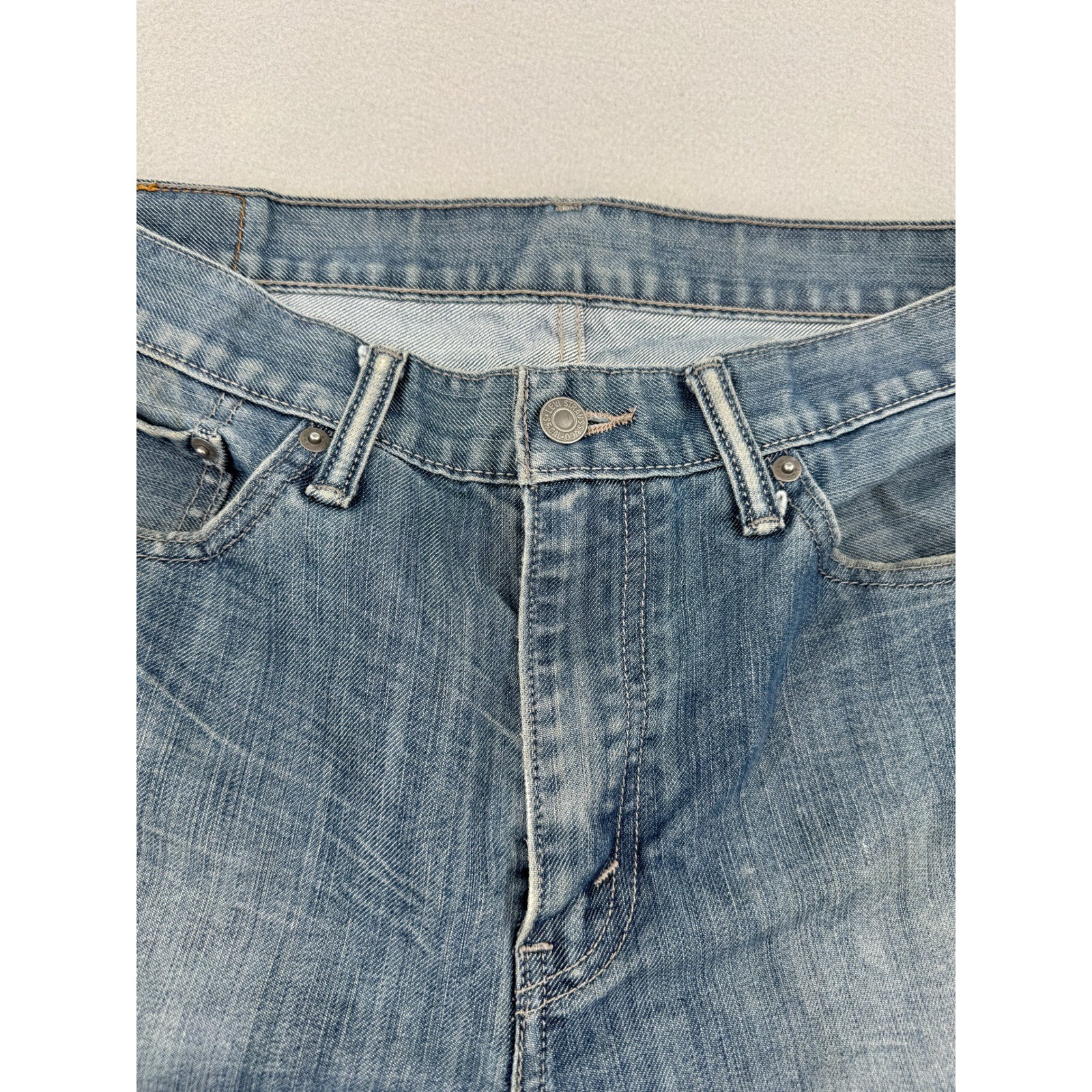 Distressed Levis 514 Classic Straight Fit Mens Jeans Blue Denim 35×34 (35×33)